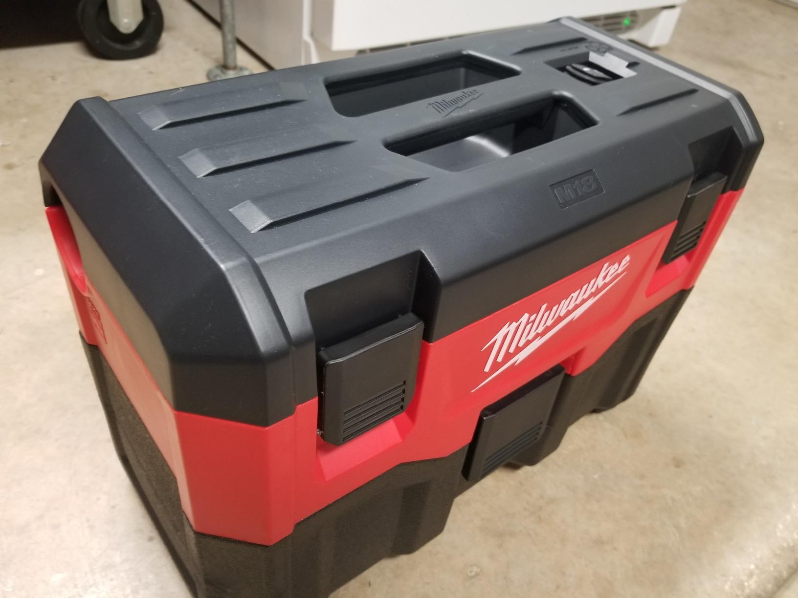 Milwaukee 0880-20 18-Volt Cordless Wet/Dry Vacuum, Red Customer Review Milwaukee 0880-20 18-Volt Cordless Wet/Dry Vacuum, Red - Customer Photo 2