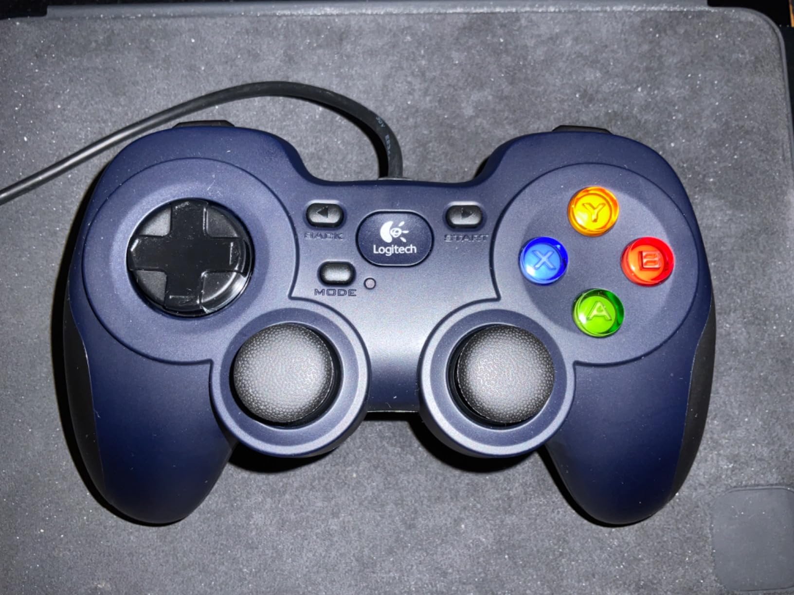 Logitech G F310 Wired Gamepad Controller Console Like Layout 4 Switch D-Pad PC - Customer Photo 3