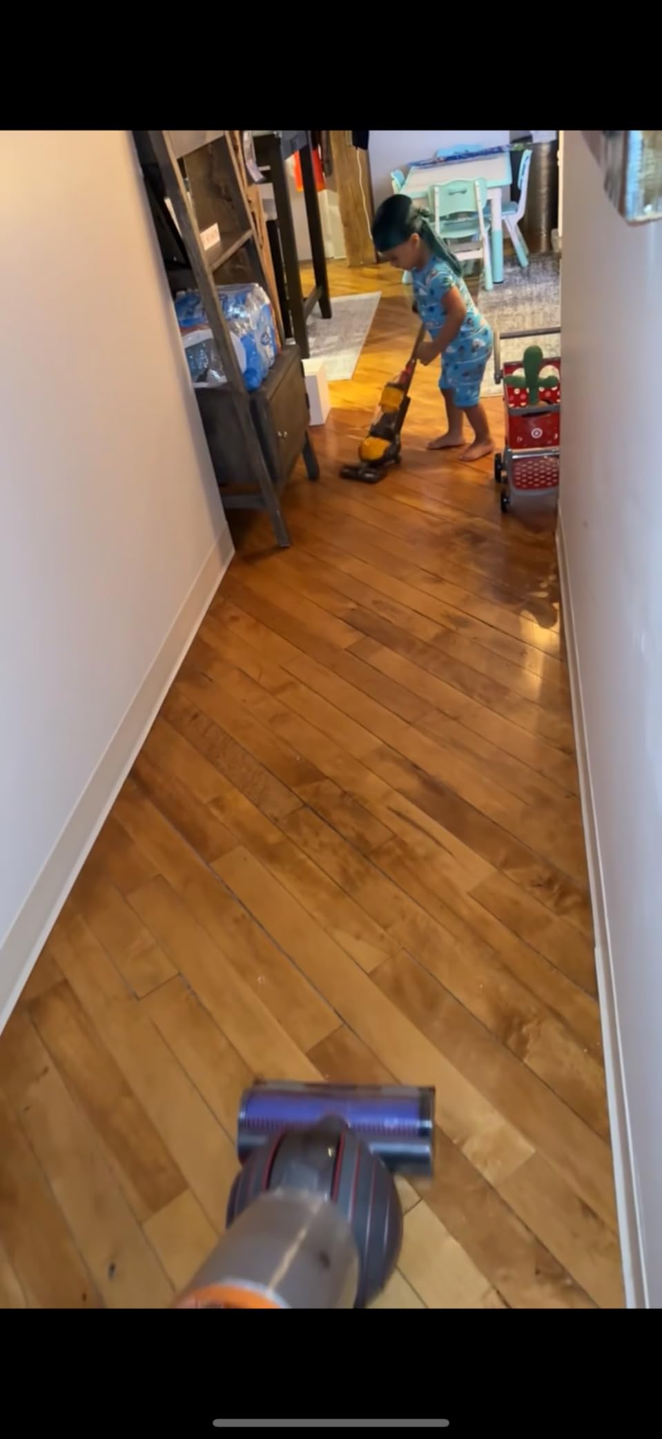 Casdon Dyson Ball / Miniature Dyson Ball Replica For Children Aged 3+ / With Twist and Turn Action For Realistic Role-Play Fun - Customer Photo 2