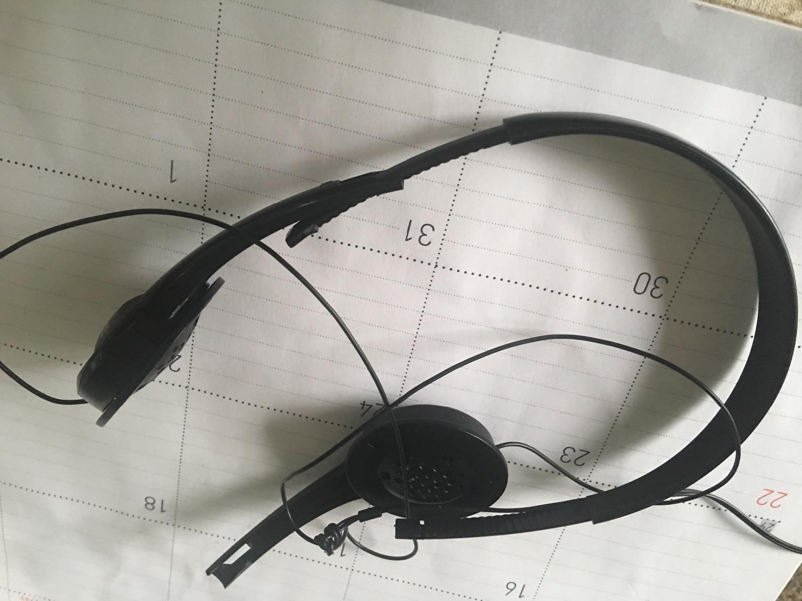 Koss KPH7 Lightweight Portable Headphone, Black Customer Review Koss KPH7 Lightweight Portable Headphone, Black - Customer Photo 2