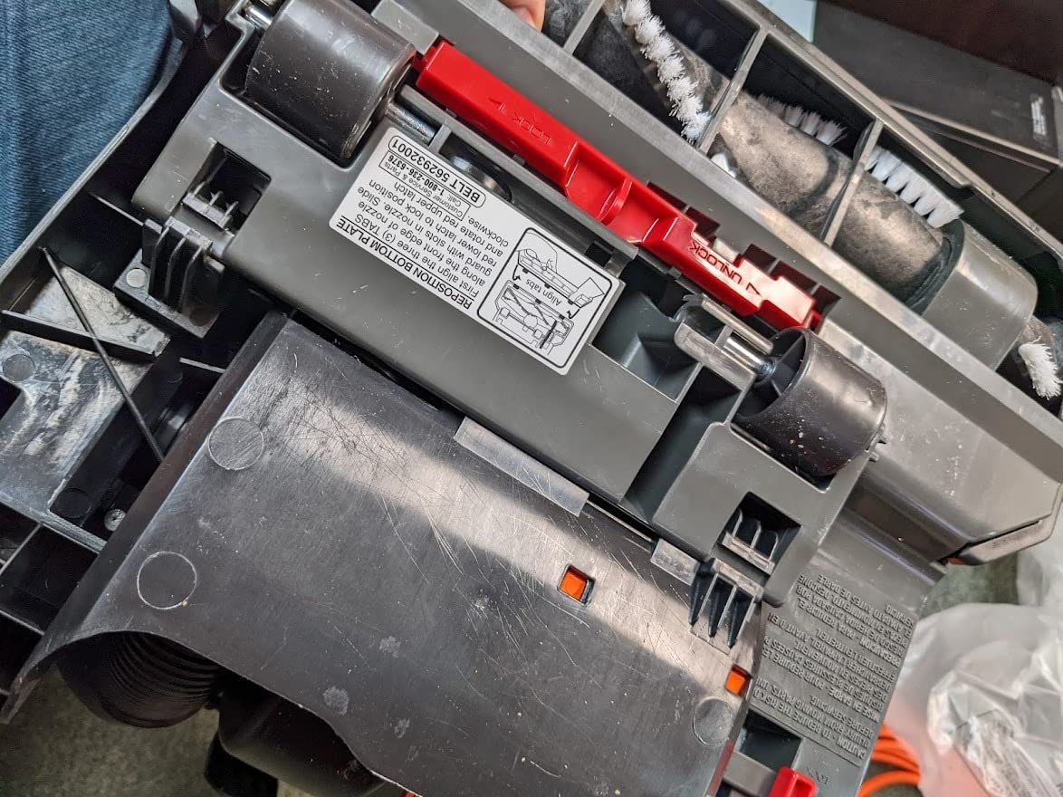 Hoover Commercial TaskVac Bagless Upright Vacuum Cleaner, Furniture Guard Lightweight HEPA Filtered Professional Grade Long-Lasting, 15 Pounds 35-Foot Long Cord, CH53010, Black Customer Review Hoover Commercial TaskVac Bagless Upright Vacuum Cleaner, Furniture Guard Lightweight HEPA Filtered Professional Grade Long-Lasting, 15 Pounds 35-Foot Long Cord, CH53010, Black - Customer Photo 2