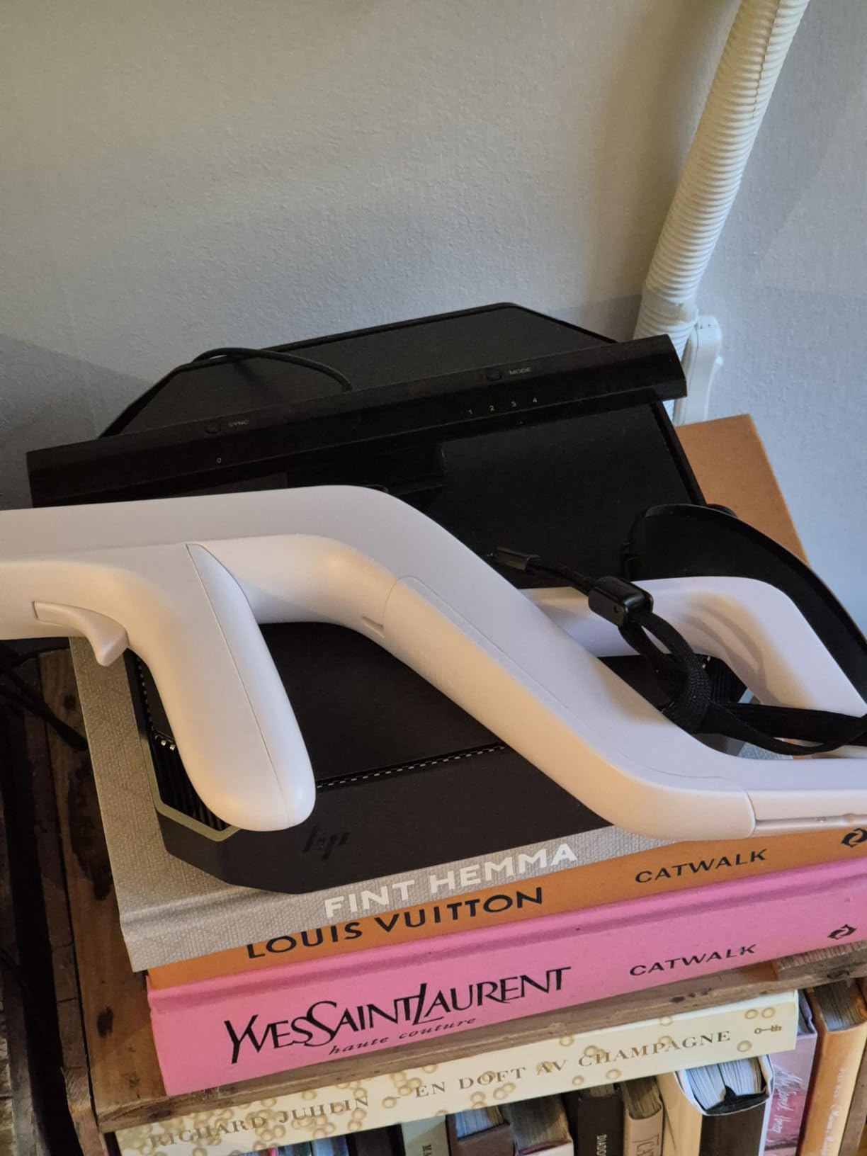 MAYFLASH W010 Wireless Sensor Dolphinbar for PC USB Wii Remote Adapter Used on PC Windows - Customer Photo 1