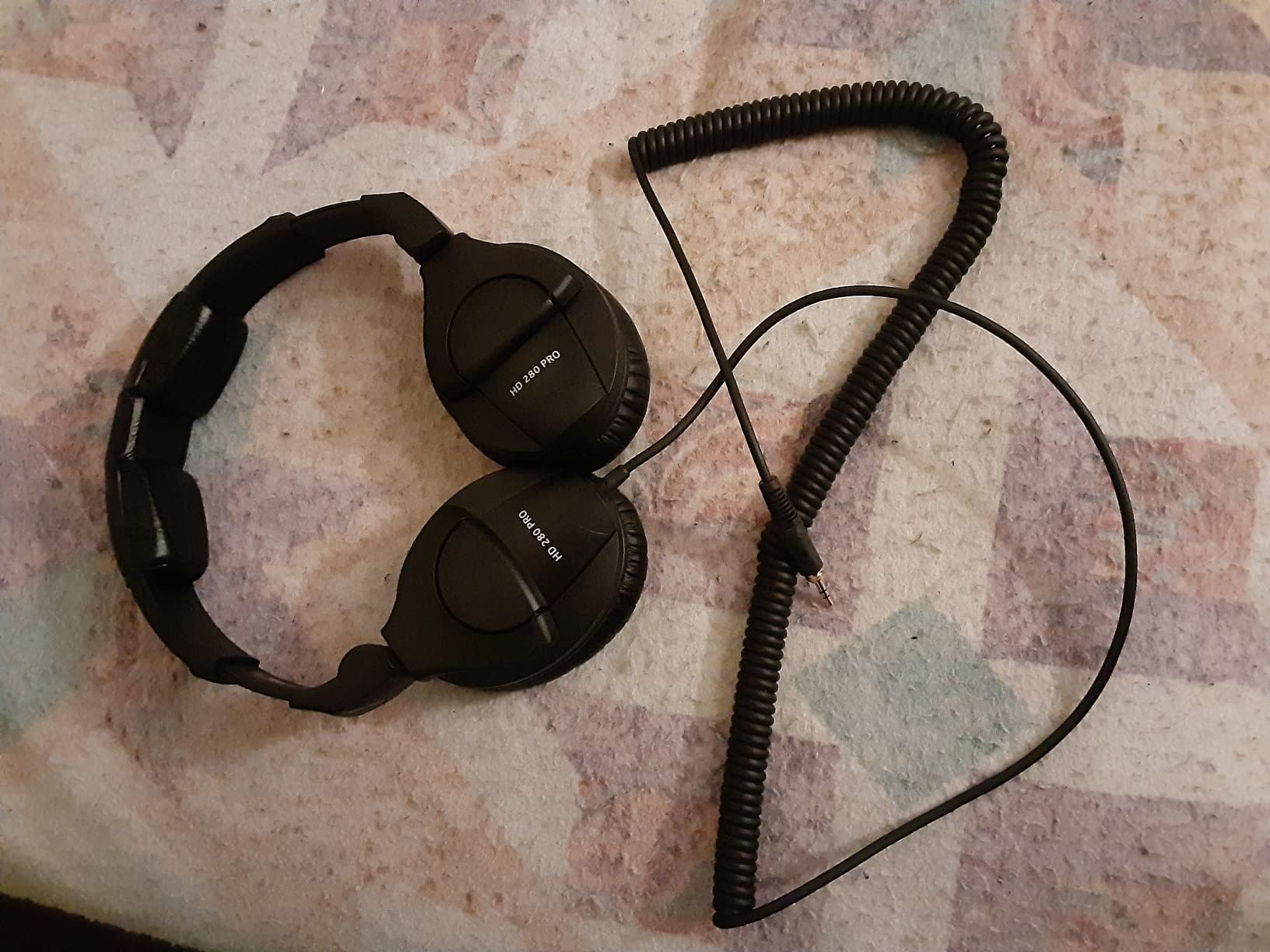 Sennheiser HD 280 Pro Headphone, Black - Customer Photo 1