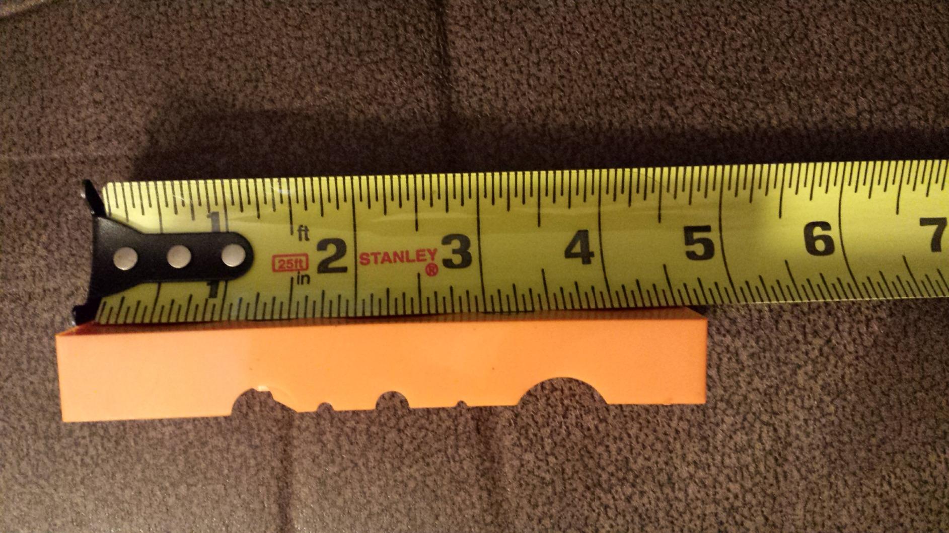 POWERTEC Vacuum Base Vise, 2-3/4 Inch Jaw Portable Table Suction Clamp with 360° Swivel Head for DIY Projects, Woodworking, Model Building, Soldering, and Crafts (71016) - Customer Photo 1