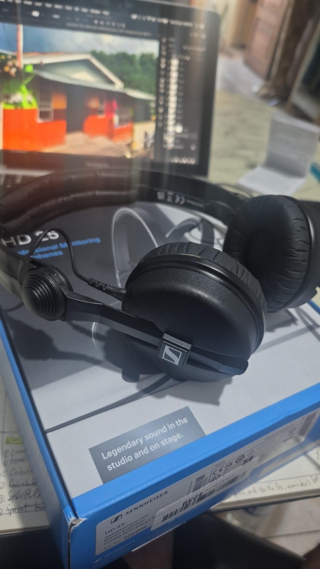 Sennheiser Pro Audio Professional HD 25 On-Ear DJ Headphones Black Customer Review Sennheiser Pro Audio Professional HD 25 On-Ear DJ Headphones Black - Customer Photo 2