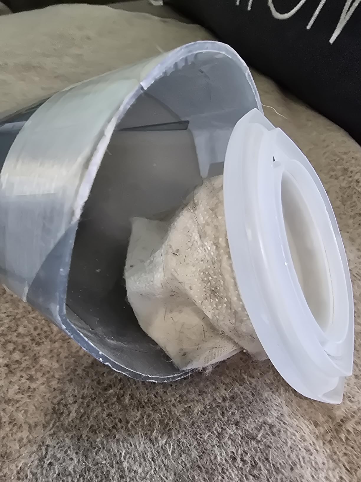 BLACK+DECKER Cordless Lithium Handheld Power Vacuum with Wall Mount Base and Charger, White (HNV220BCZ10FF) - Customer Photo 1