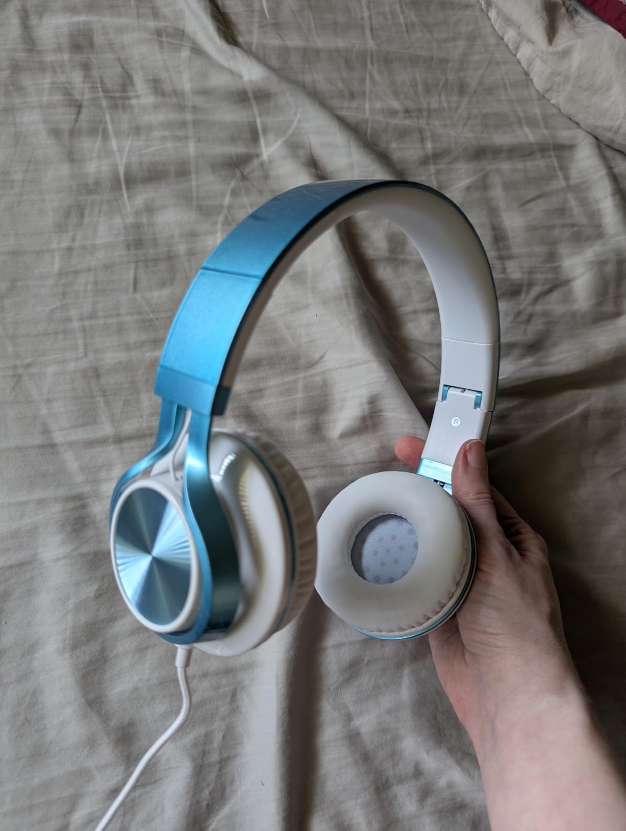 AILIHEN C8 Wired Headphones with Microphone and Volume Control Folding Lightweight Corded Headset for Cellphones Tablets Chromebook Phones Smartphones Laptop Computer PC Mp3/4 (Grey/Mint) - Customer Photo 1