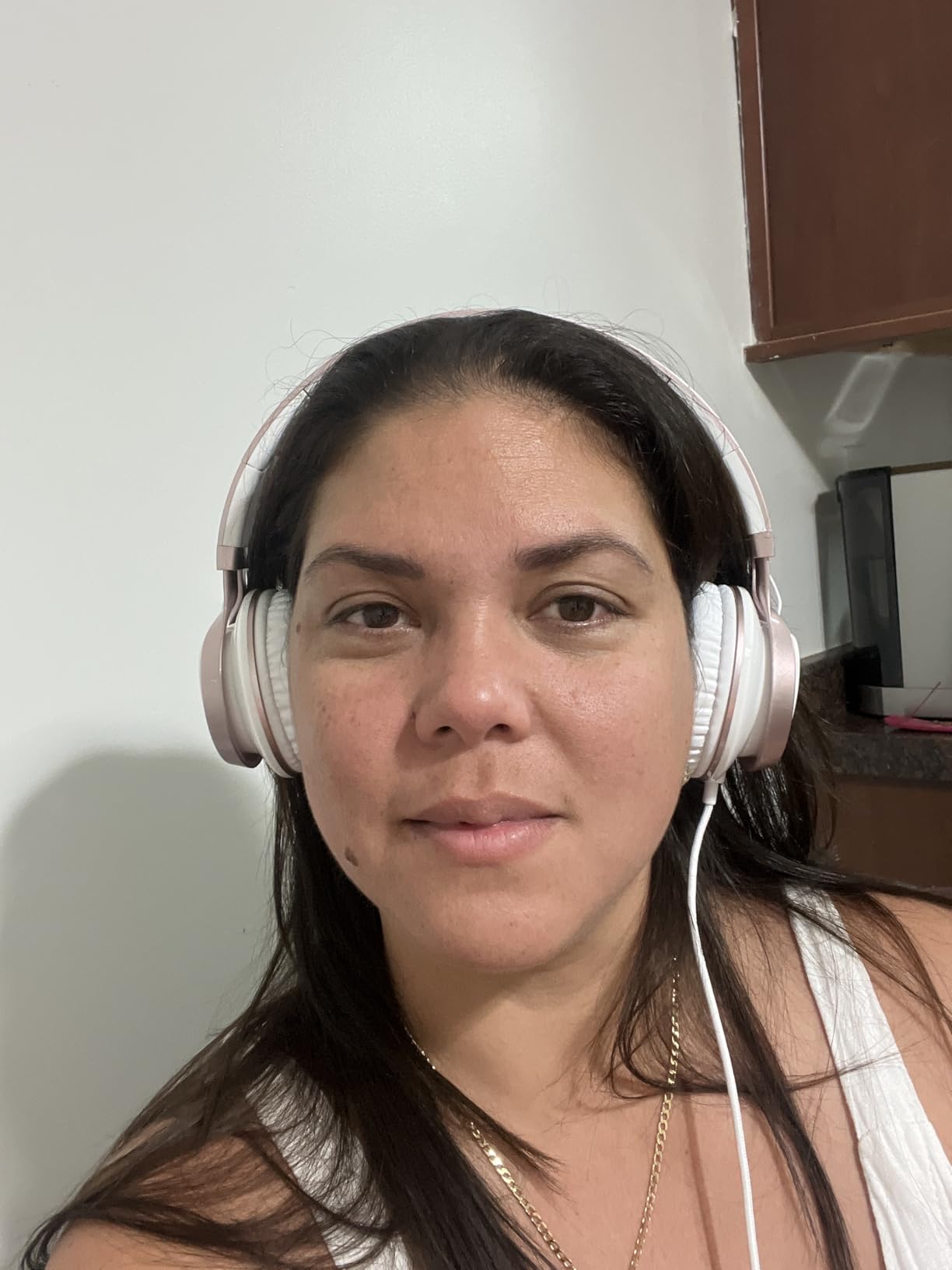 AILIHEN C8 Kids Headphones Wired, On-Ear Headphones with Microphone and Volume Control Foldable Corded Stereo 3.5mm Headset for School Teens Smartphones Chromebook Laptop Tablets Travel (Black Blue) customer photo 2