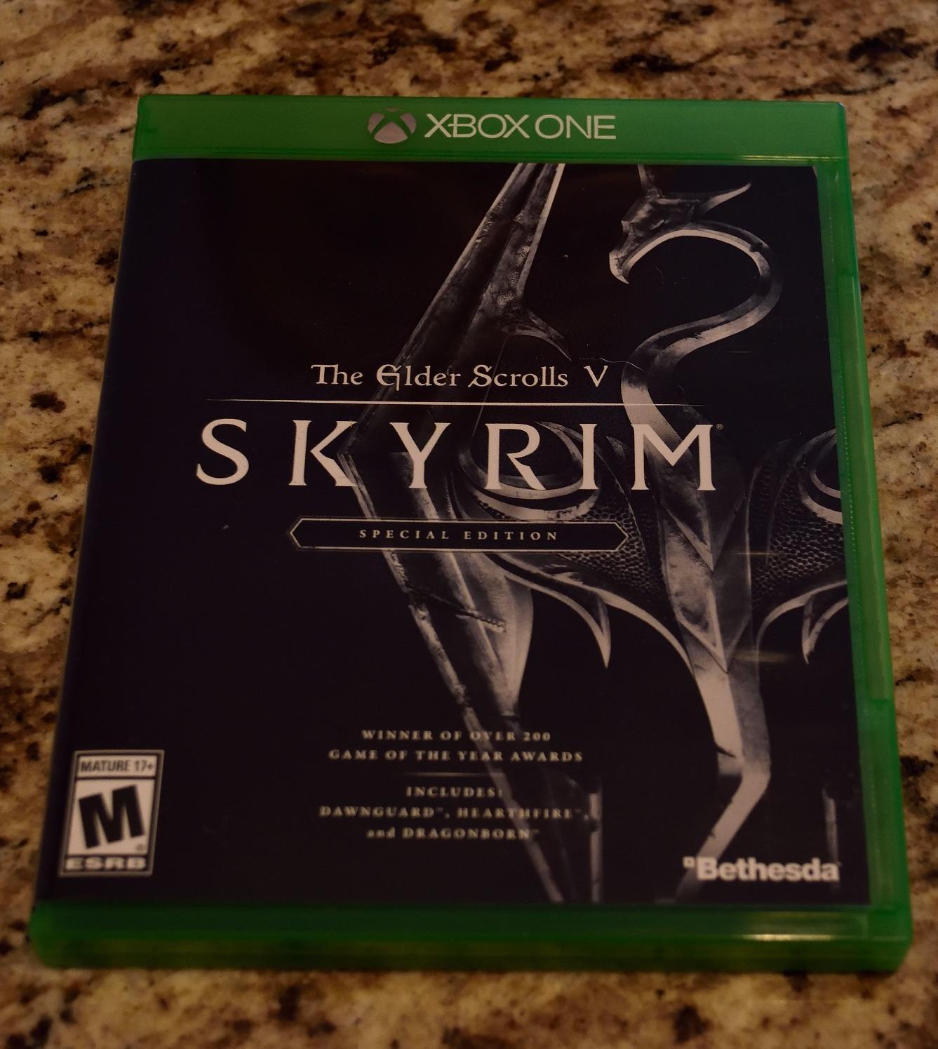 The Elder Scrolls V: Skyrim Special Edition - Xbox One - Customer Photo 2
