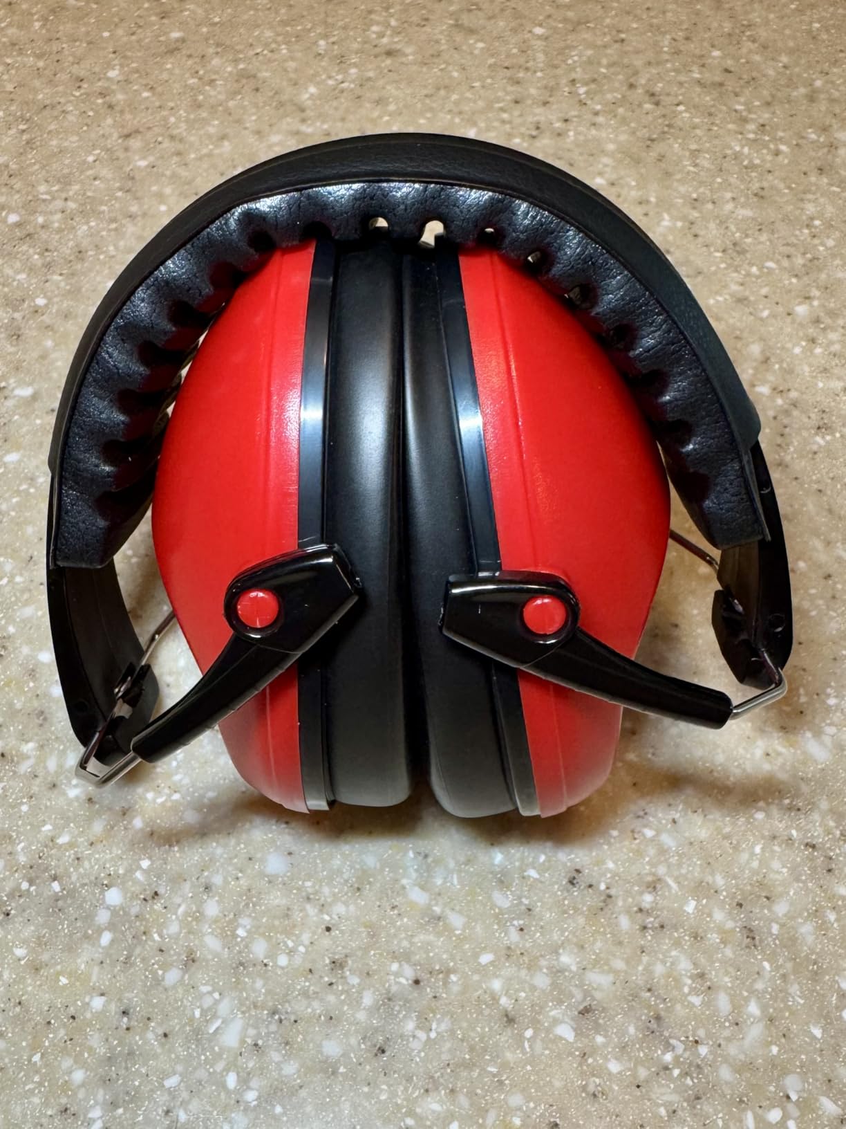 Dr.meter Ear Muffs for Noise Reduction: 27.4SNR Noise Cancelling Headphones for Kids Adults, EM100 Adjustable Hearing Protection Customer Review Dr.meter Ear Muffs for Noise Reduction: 27.4SNR Noise Cancelling Headphones for Kids Adults, EM100 Adjustable Hearing Protection - Customer Photo 1