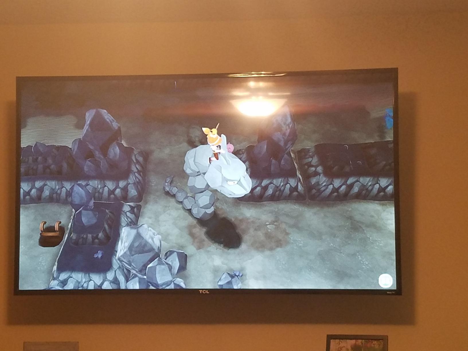 Pokémon: Let's Go, Eevee! - Nintendo Switch - Customer Photo 2