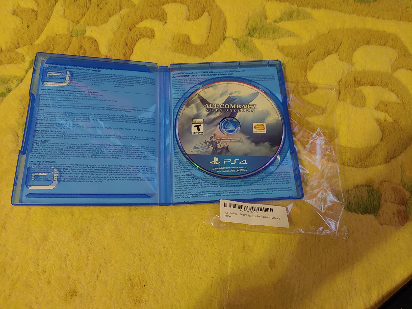 Ace Combat 7: Skies Unknown (Includes a digital download copy of 'Ace Combat Squadron Leader') - Customer Photo 1