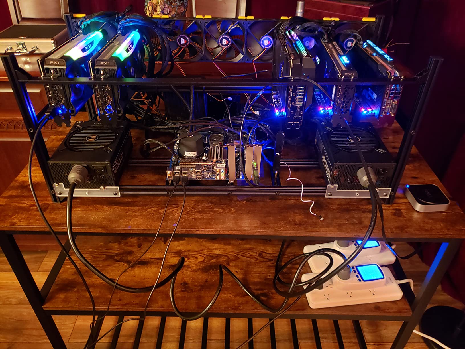 V3C 8-GPU Mining Case Aluminum Stackable Mining Rig Open Air Frame Case with Fan Mount - Customer Photo 3