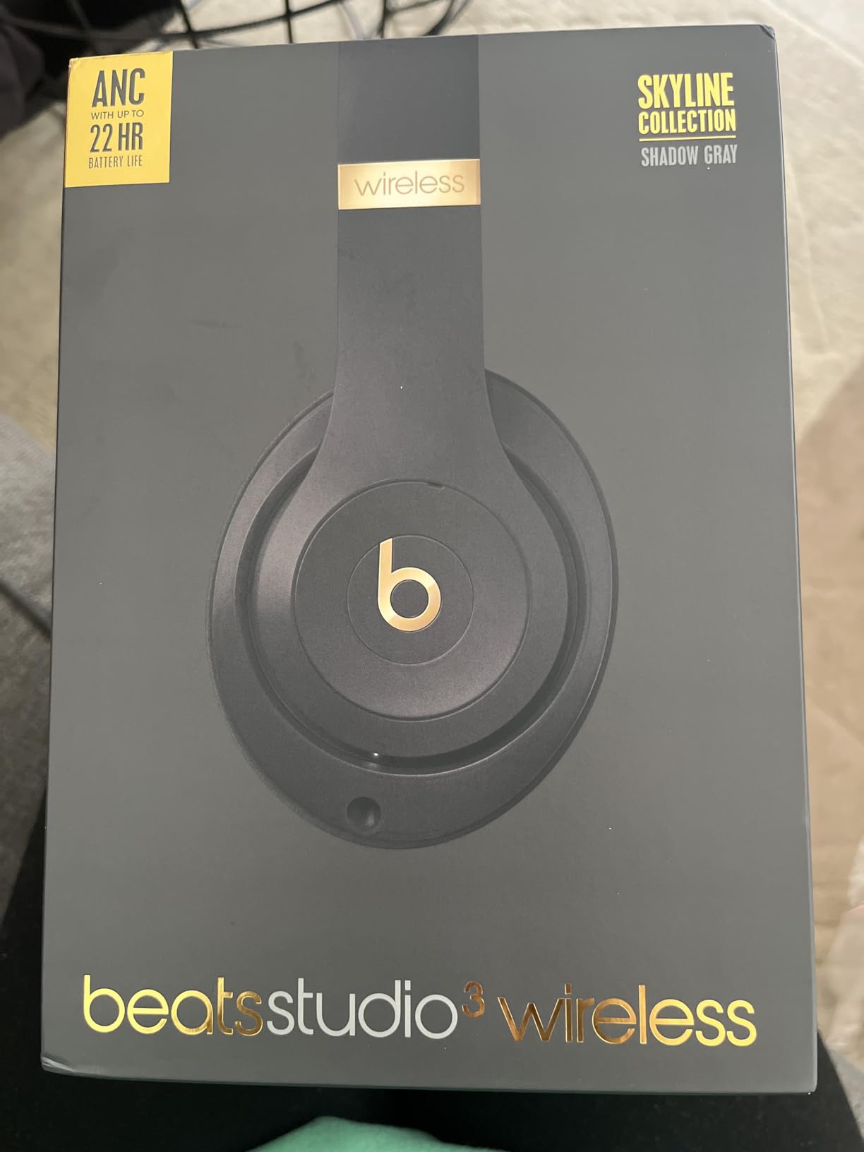 Beats Studio3 Wireless Noise Cancelling Over-Ear Headphones - Apple W1 Headphone Chip, Class 1 Bluetooth, Active Noise Cancelling, 22 Hours of Listening Time - Matte Black (Previous Model) Customer Review Beats Studio3 Wireless Noise Cancelling Over-Ear Headphones - Apple W1 Headphone Chip, Class 1 Bluetooth, Active Noise Cancelling, 22 Hours of Listening Time - Matte Black (Previous Model) - Customer Photo 3