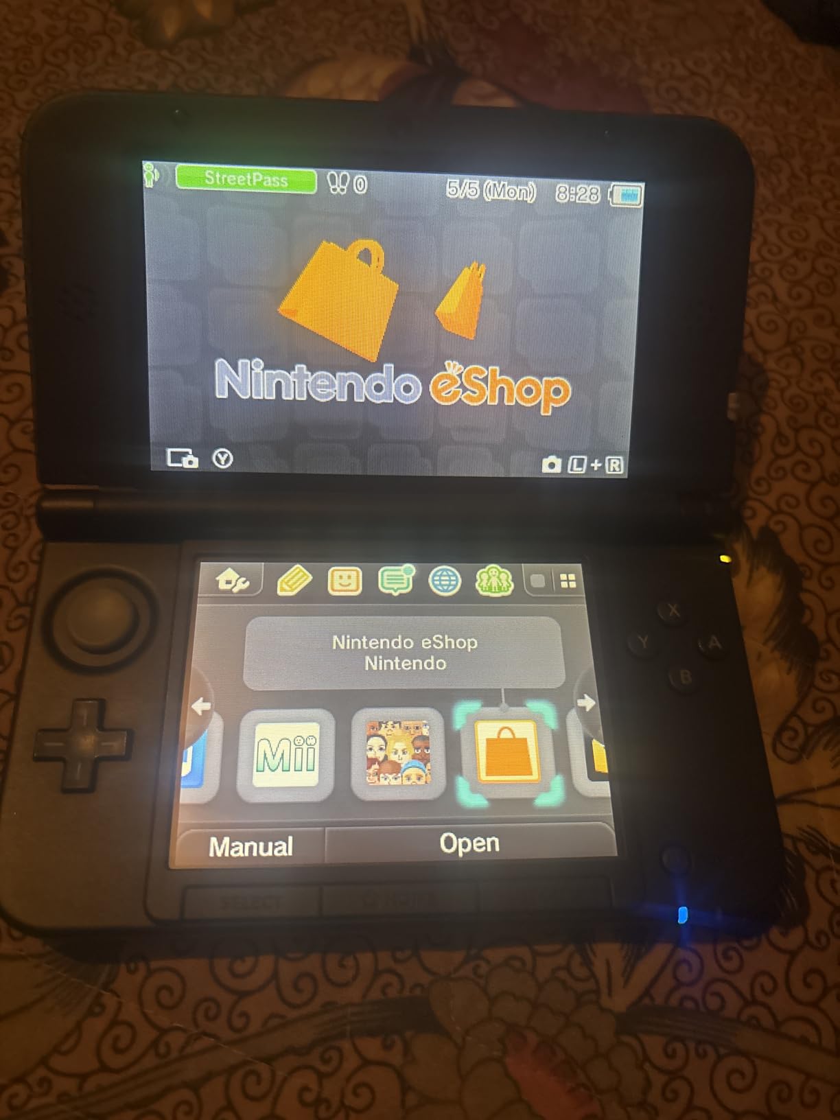 Nintendo 3DS XL - Red/Black (Renewed) - Customer Photo 2