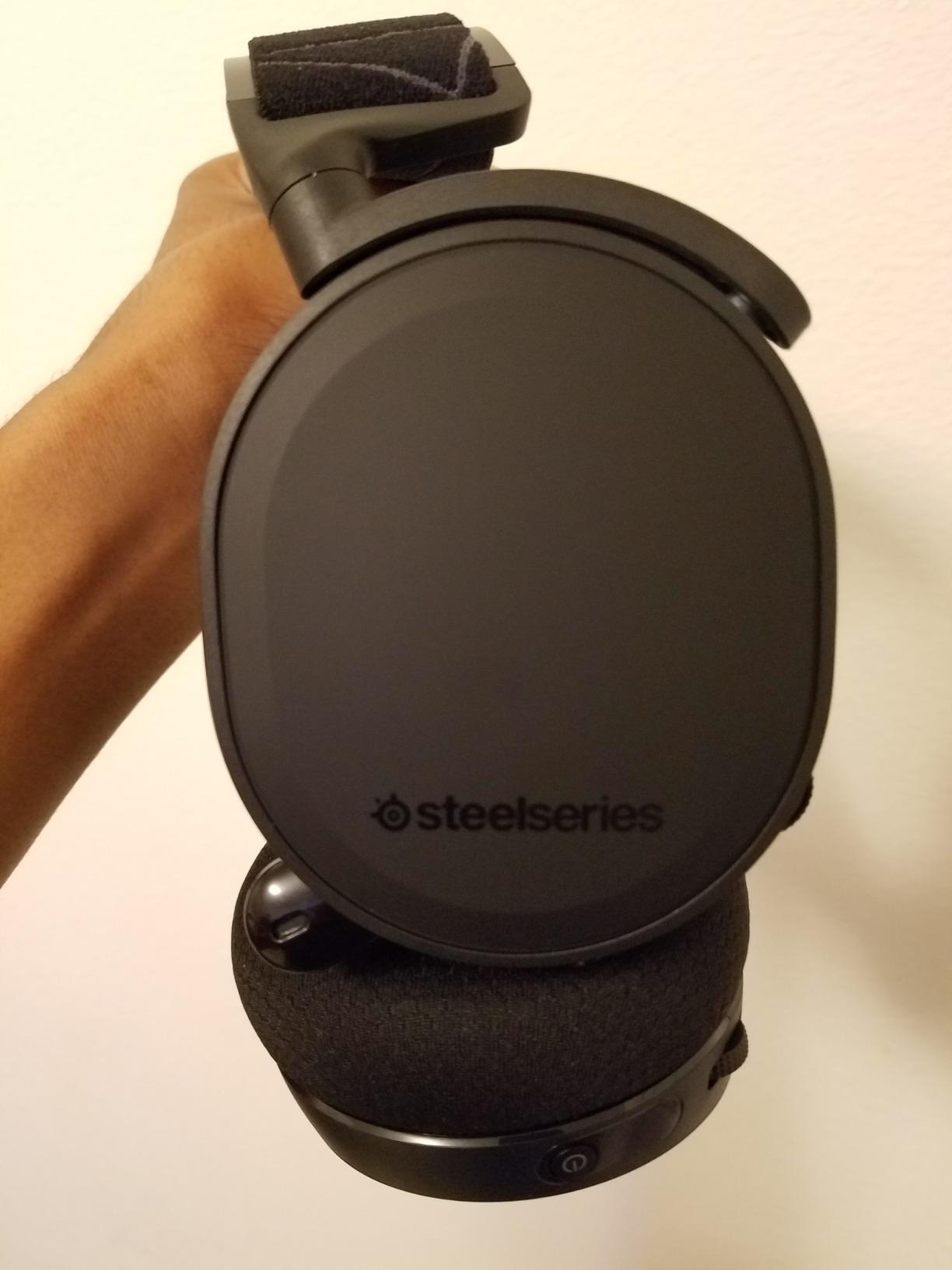 SteelSeries Arctis 7 - Lossless Wireless Gaming Headset with DTS Headphone: X v2.0 Surround - for PC and PlayStation 4 - Black - Customer Photo 2