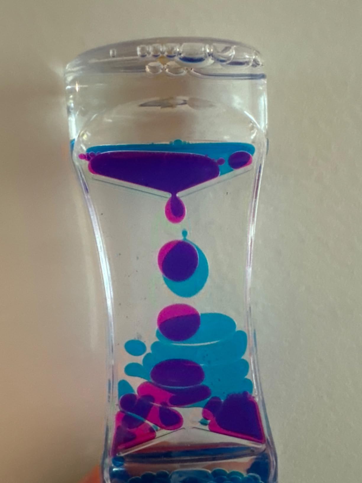 YoYa Toys Liquimo - Liquid Motion Bubbler - 3 Pack - Sensory Fidget Desk Toy for Kids & Adults - Relaxing Hourglass Timer Tubes - Calming Visual Play for School, Home, Office, Stress Relief and Focus - Customer Photo 2