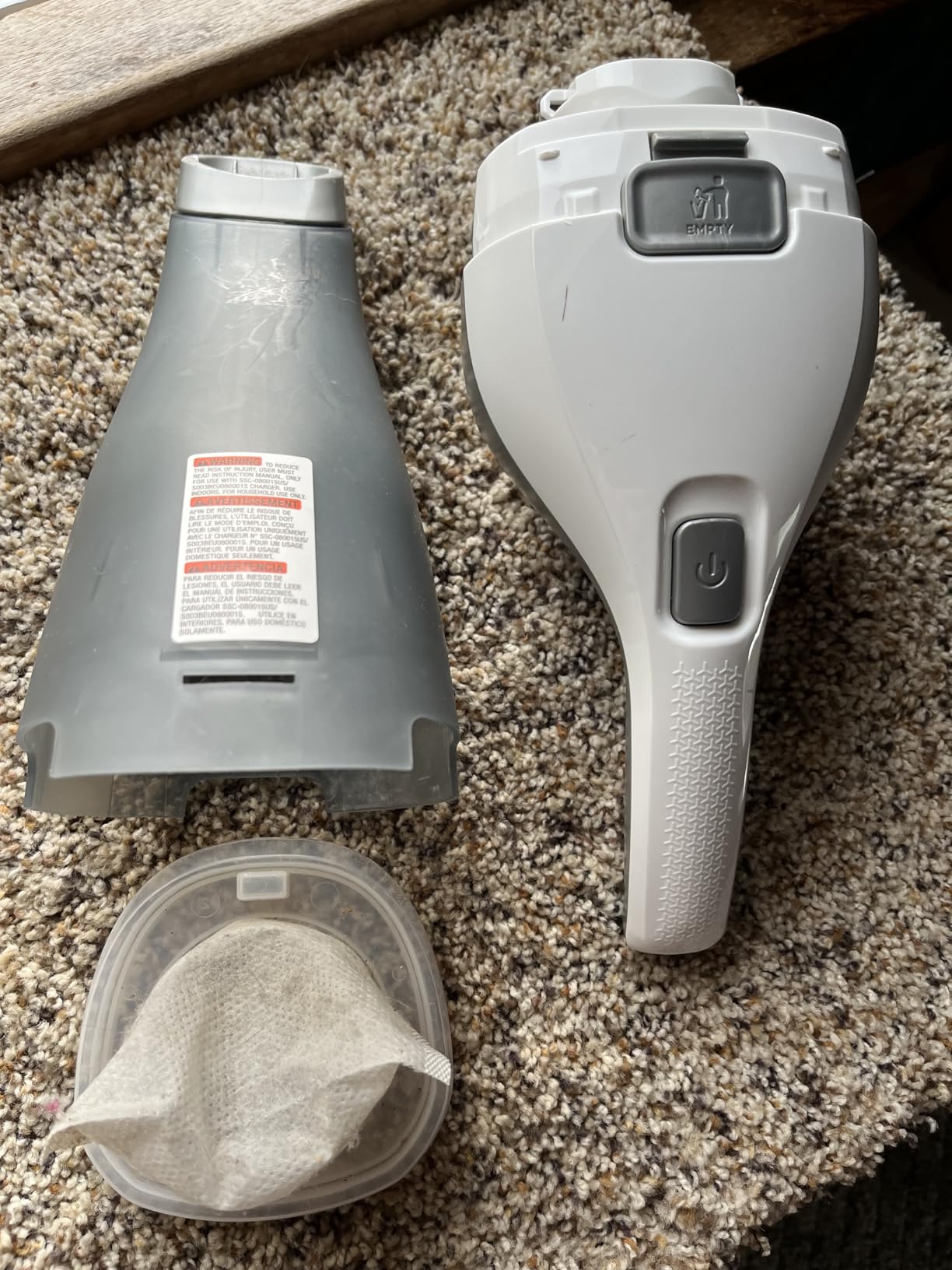 BLACK+DECKER dustbuster QuickClean Cordless Handheld Vacuum, Car Vacuum Portable (HNVC215B10) - Customer Photo 1
