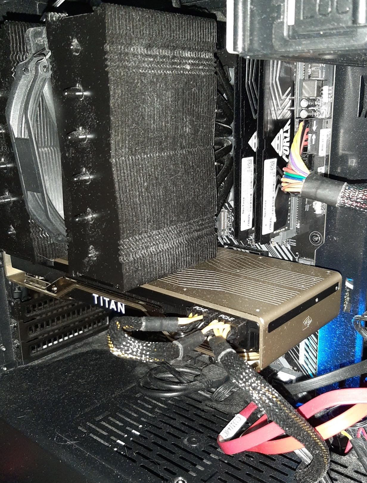 NVIDIA Titan RTX 24GB gddr6 Graphics Card - Customer Photo 2