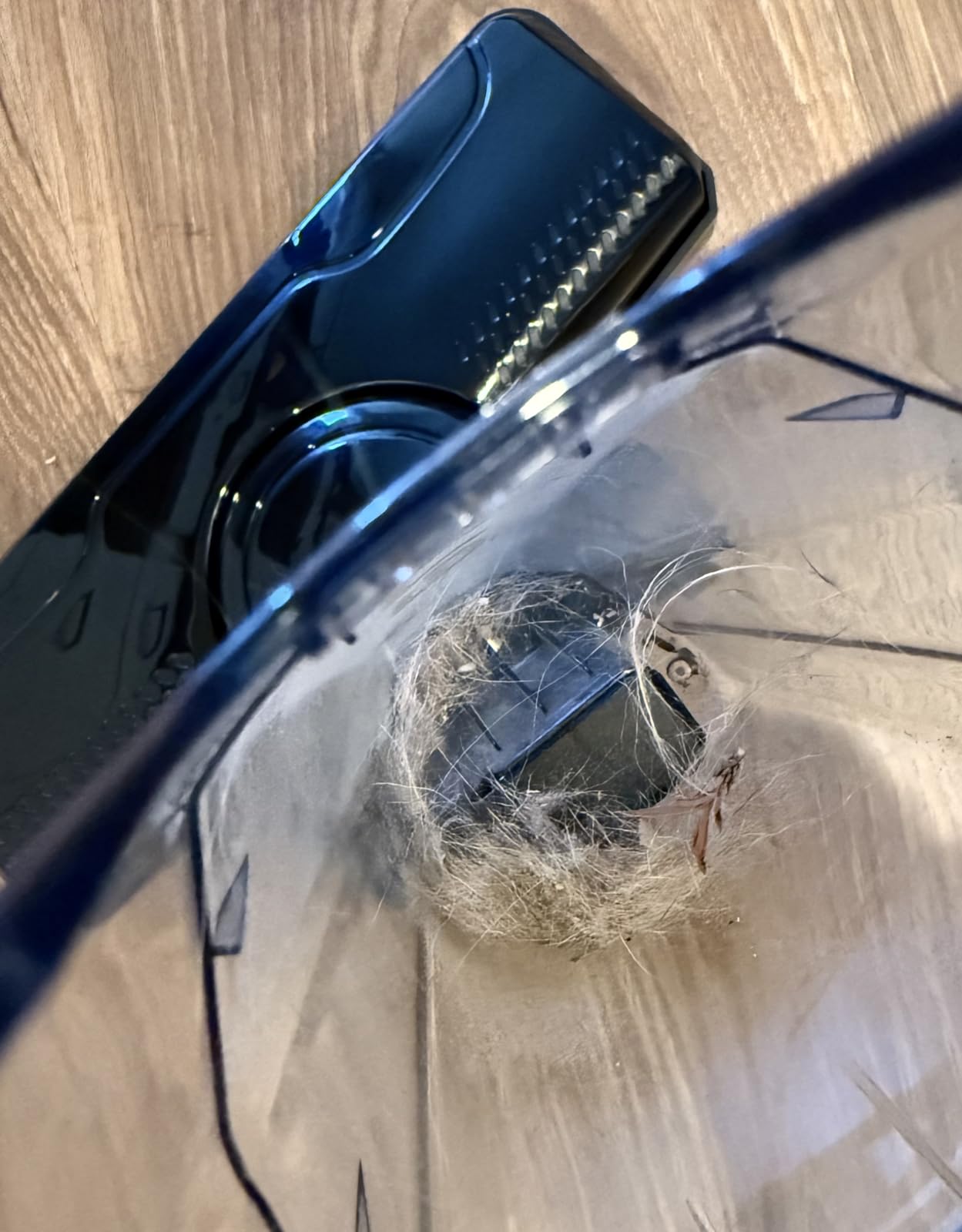 Eureka NES215A Blaze 3-in-1 Swivel Handheld & Stick Vacuum Cleaner, Blue customer photo 1