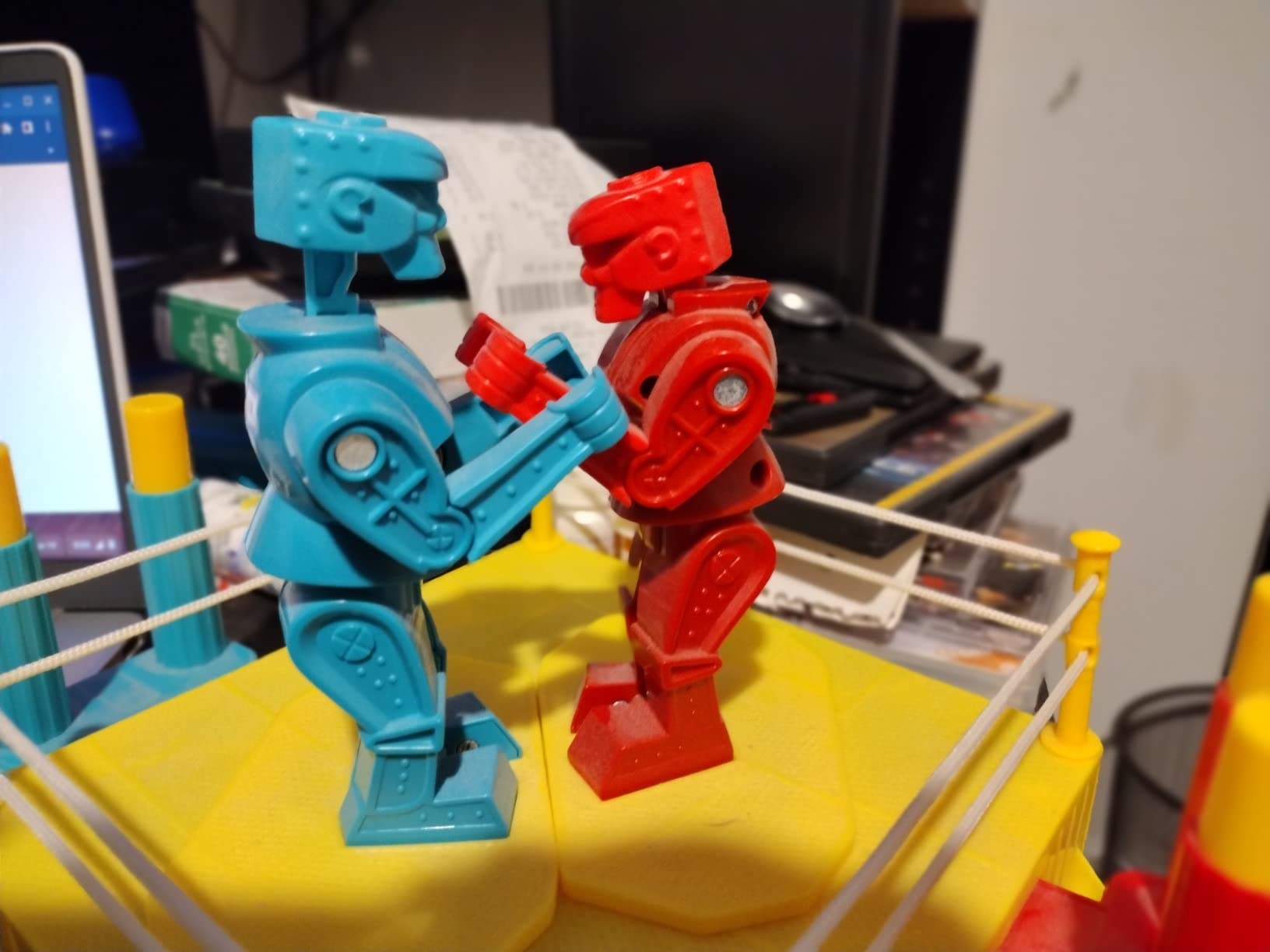 Mattel Games Rock 'Em Sock 'Em Robots Kids Game, Red Rocker vs Blue Bomber, Knock His Block Off Customer Review Mattel Games Rock 'Em Sock 'Em Robots Kids Game, Red Rocker vs Blue Bomber, Knock His Block Off - Customer Photo 2