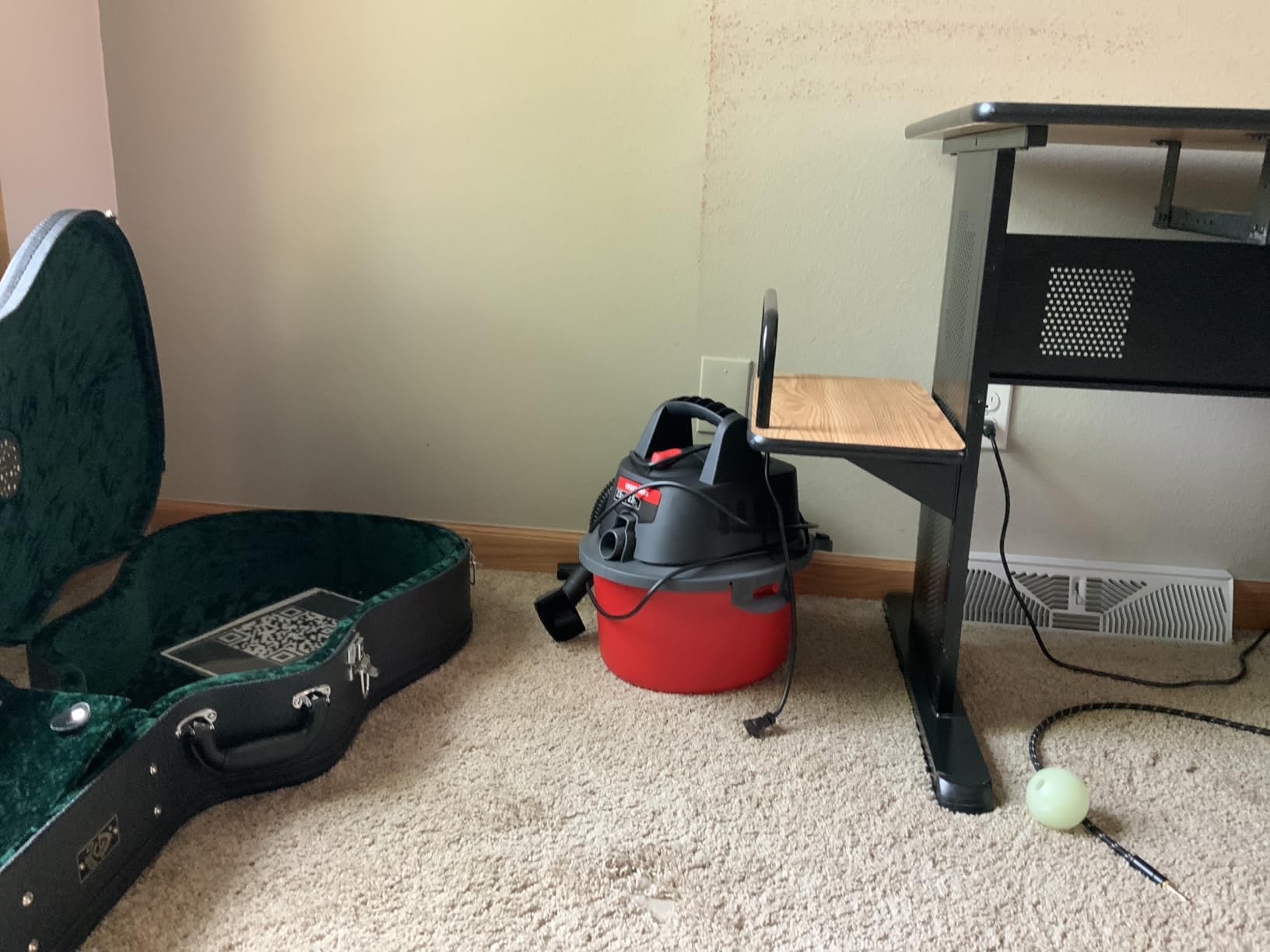 CRAFTSMAN CMXEVBE17250 2.5 Gallon 2.5 Peak HP Wet/Dry Shop Vac, Portable Shop Vacuum Wet and Dry with Filter Bag, Hose and Attachments for Cleaning in the Home Customer Review CRAFTSMAN CMXEVBE17250 2.5 Gallon 2.5 Peak HP Wet/Dry Shop Vac, Portable Shop Vacuum Wet and Dry with Filter Bag, Hose and Attachments for Cleaning in the Home - Customer Photo 2