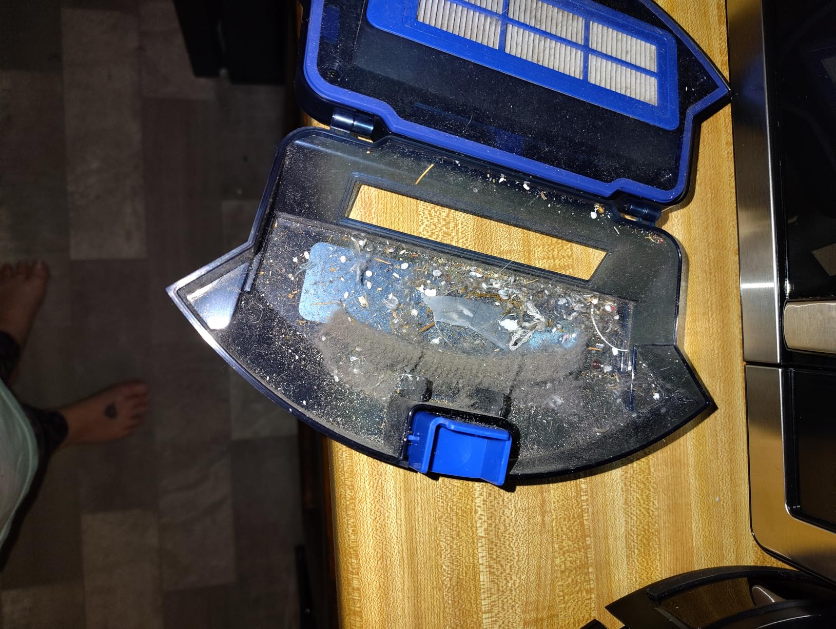 eufy Robot Vacuum 11S MAX, Super Thin, Powerful Suction, Quiet, Self-Charging Robotic Vacuum Cleaner, Cleans Hard Floors to Medium-Pile Carpets, Black - Customer Photo 1