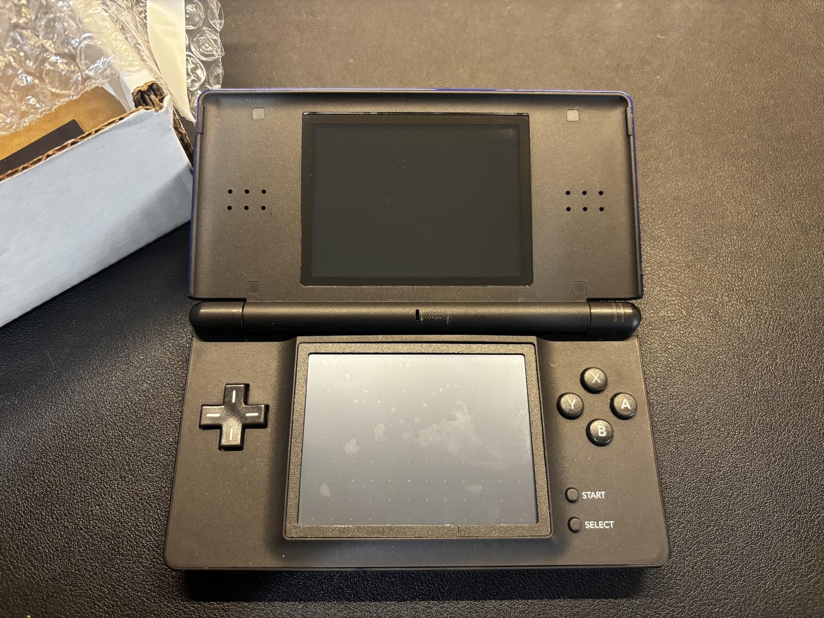 Nintendo DS Lite Cobalt / Black (Renewed) Customer Review Nintendo DS Lite Cobalt / Black (Renewed) - Customer Photo 2