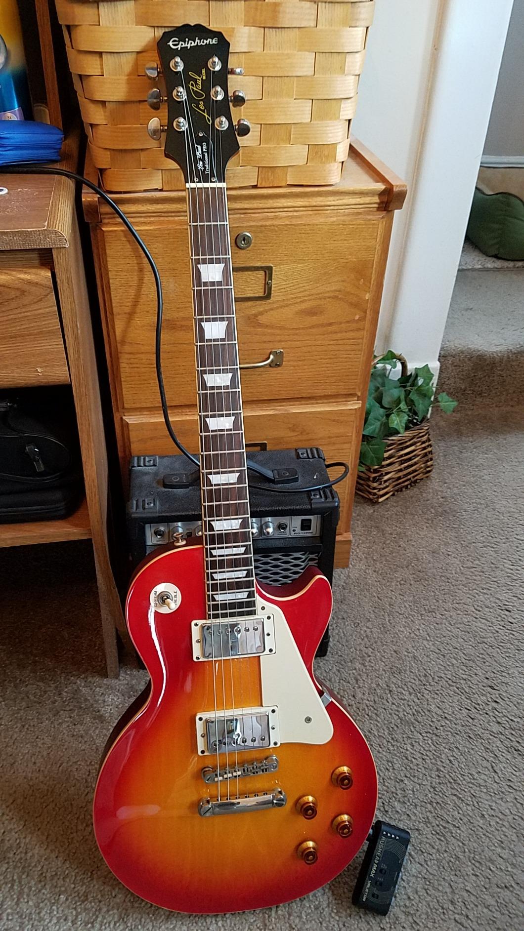 Valeton Rushead Max USB Chargable Portable Pocket Guitar Bass Headphone Amp Carry-On Bedroom Plug-In Multi-Effects - Customer Photo 2