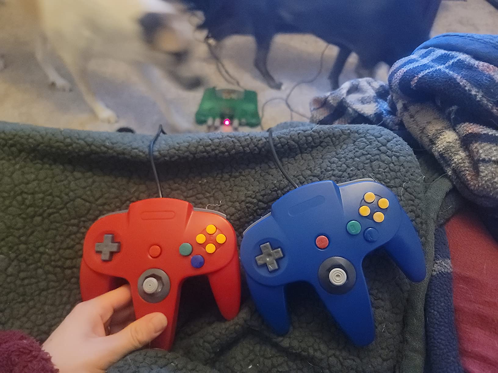 iNNEXT 2 Pack N64 Controller, Classic Wired N64 64-bit Gamepad Joystick for Ultra 64 Video Game Console Customer Review iNNEXT 2 Pack N64 Controller, Classic Wired N64 64-bit Gamepad Joystick for Ultra 64 Video Game Console - Customer Photo 1