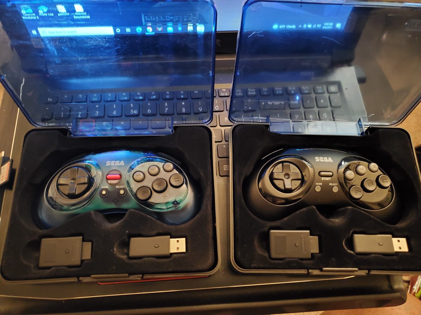 Retro-Bit Sega Genesis 2.4 GHz Wireless Controller 8-Button Arcade Pad for Sega Genesis Original/Mini, Nintendo Switch, PC, Mac – Includes 2 Receivers & Storage Case - Black - Customer Photo 2