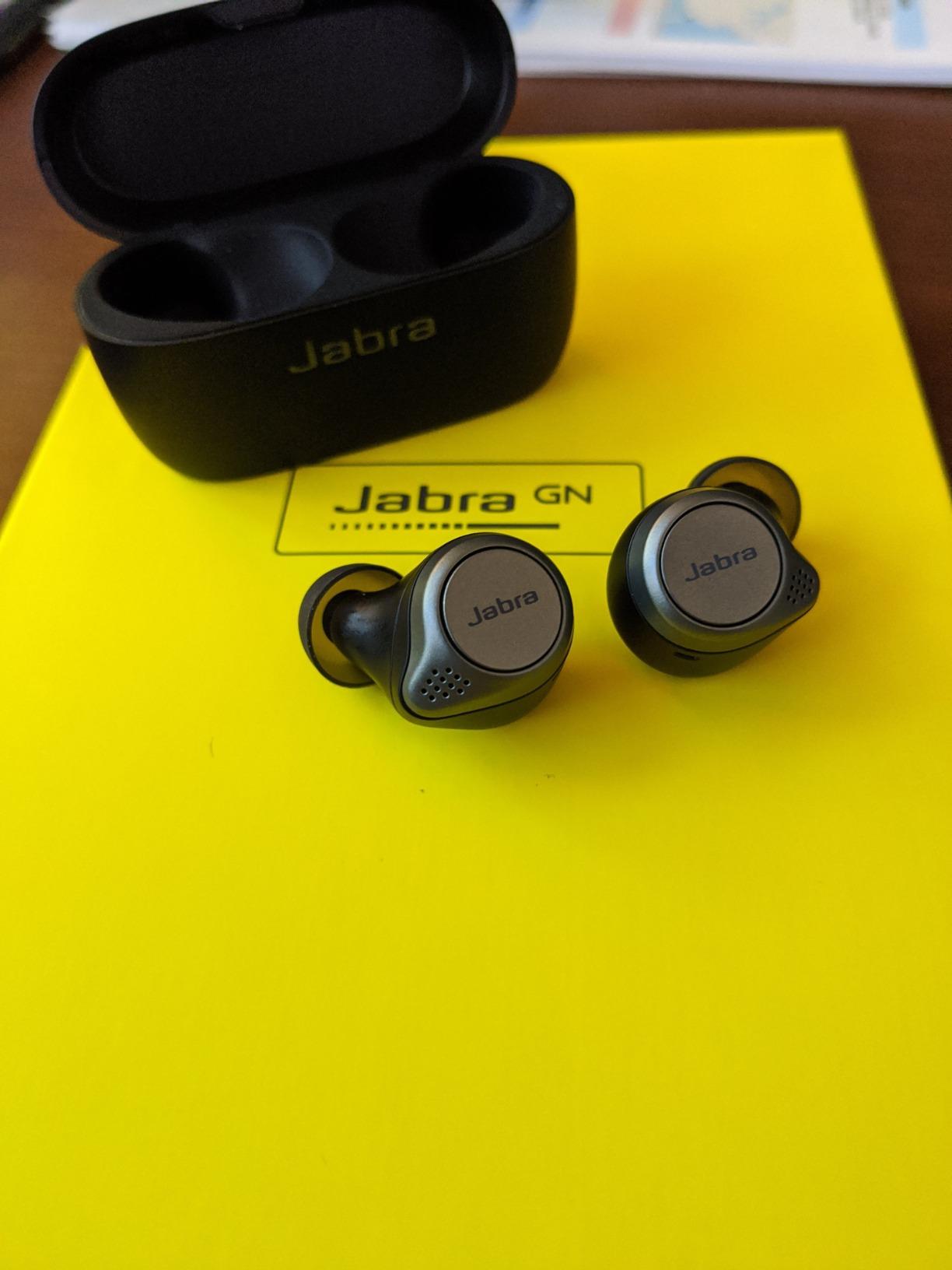 Jabra Elite 75t– True Wireless Earbuds with Charging Case, Titanium Black – Active Noise Cancelling Bluetooth Earbuds with a Comfortable, Secure Fit, Long Battery Life, Great Sound - Customer Photo 1