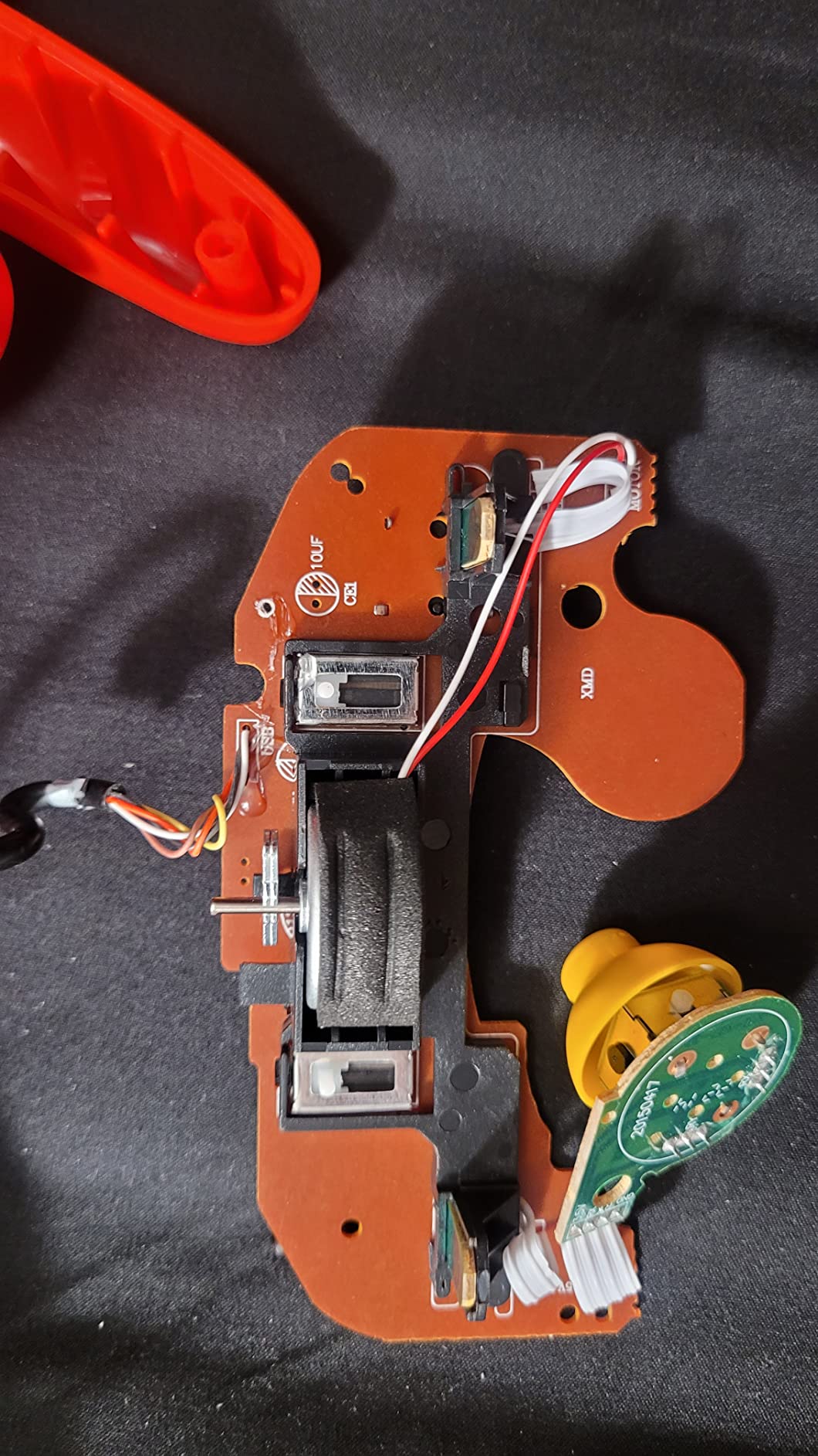 FIOTOK Gamecube Controller, Classic Wired Controller for Wii Nintendo Gamecube (Blue & Red-2Pack) - Customer Photo 2