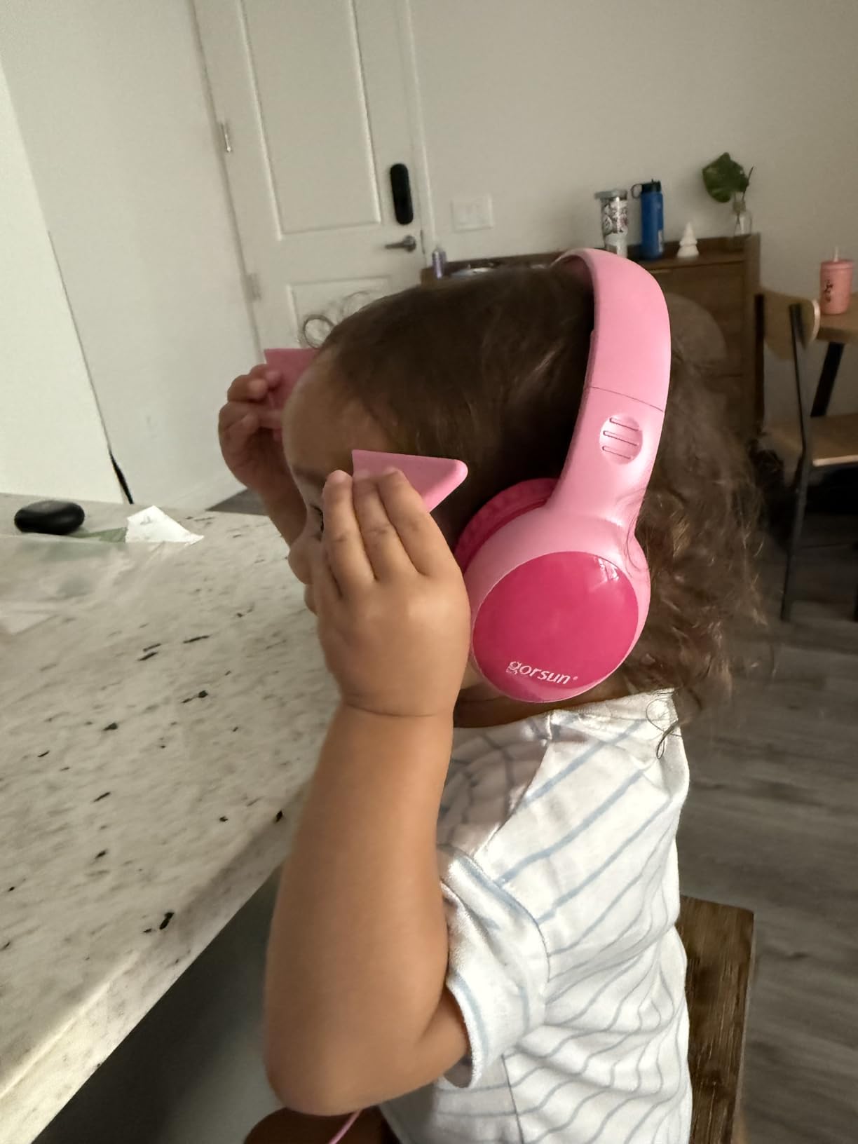 gorsun Kids Headphones with Limited Volume, Cat Ear Toddler Headphones, Wired Headphone Over Ear for Boys and Girls,Stereo Sound Foldable 3.5mm Headset for Children - Customer Photo 1