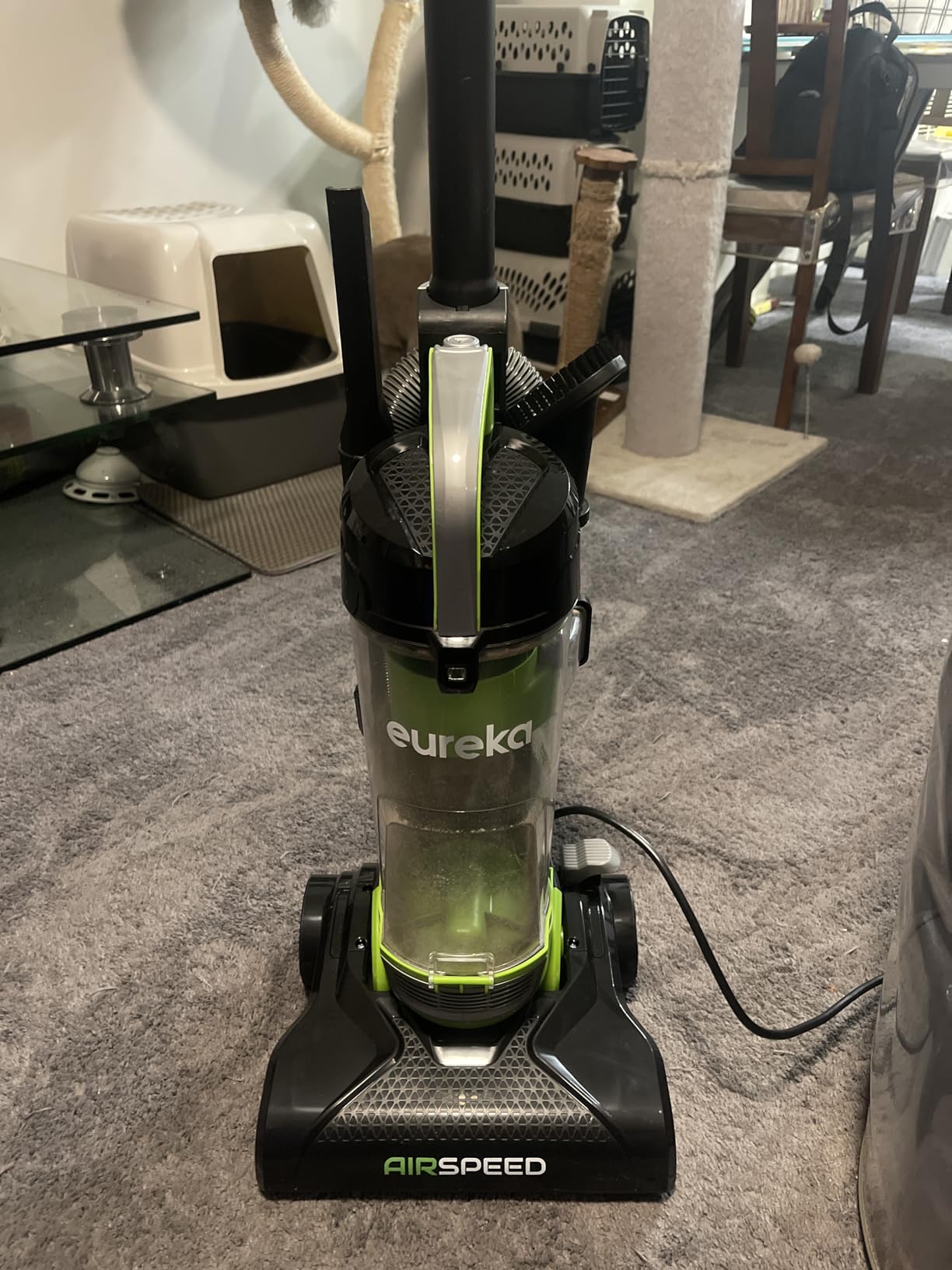 Eureka Airspeed Ultra-Lightweight Compact Bagless Upright Vacuum Cleaner, NEU10AE4, Green - Customer Photo 2