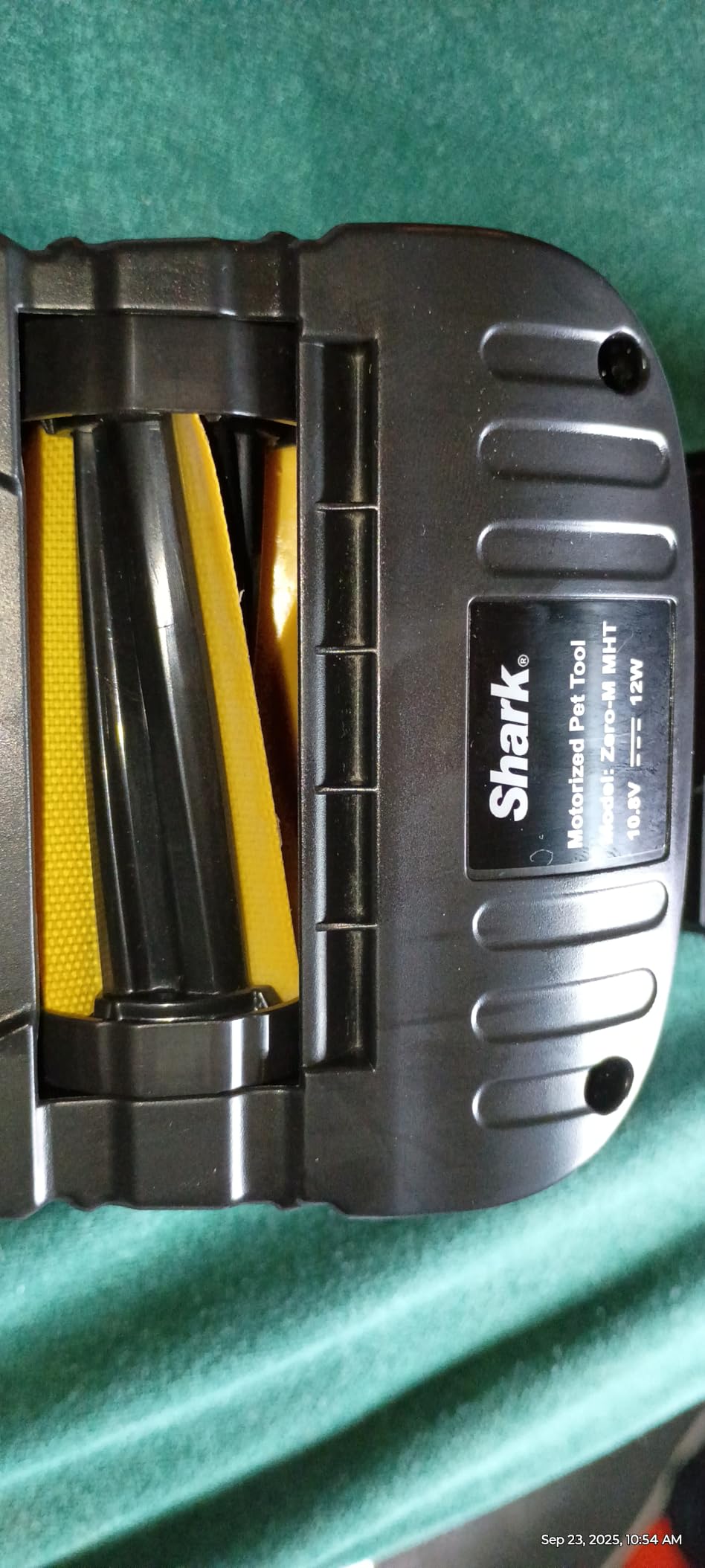 Shark UltraCyclone Pet Pro Plus Cordless Hand Vacuum, Powerful Suction, Handheld Vacuum for Car & Home, Pet Power Brush, Crevice Tool, Scrubbing Brush, XL Dust Cup, Black, CH951 Customer Review Shark UltraCyclone Pet Pro Plus Cordless Hand Vacuum, Powerful Suction, Handheld Vacuum for Car & Home, Pet Power Brush, Crevice Tool, Scrubbing Brush, XL Dust Cup, Black, CH951 - Customer Photo 2