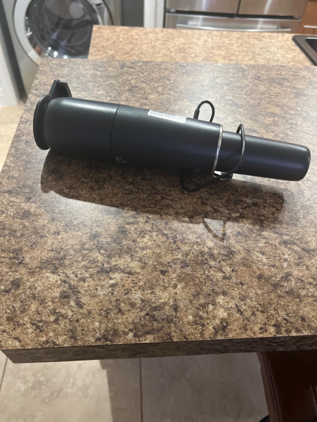 BISSELL AeroSlim Lithium Ion Cordless Handheld Vacuum, 29869 - Customer Photo 1