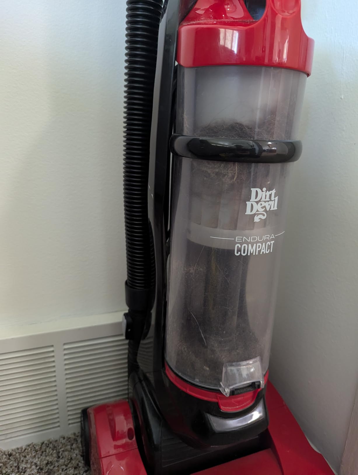 Dirt Devil Endura Lite Upright Bagless Vacuum Cleaner for Carpet and Hard Floor, Powerful, Lightweight, Corded Vacuum Cleaners for Home Use - Customer Photo 1