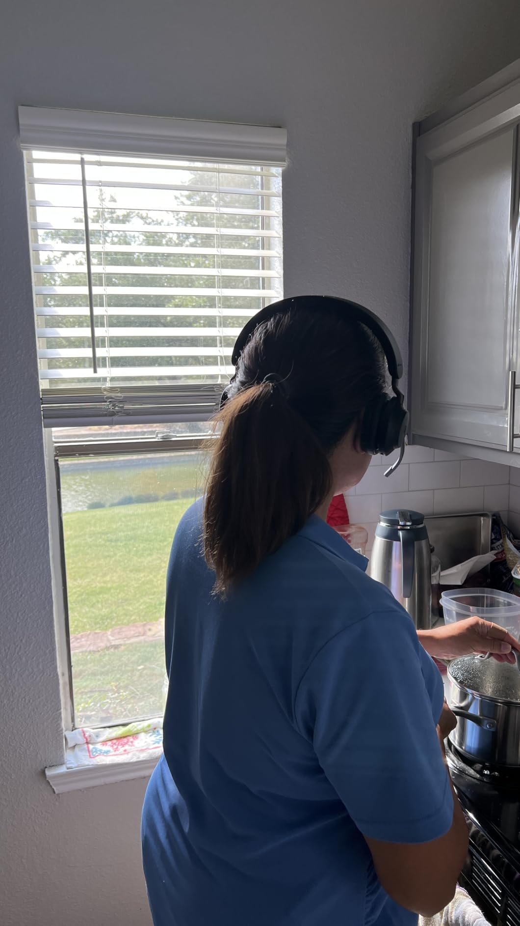 Jabra Evolve2 65 MS Wireless Headphones with Link380a, Stereo, Black – Wireless Bluetooth Headset for Calls and Music, 37 Hours of Battery Life, Passive Noise Cancelling Headphones - Customer Photo 1