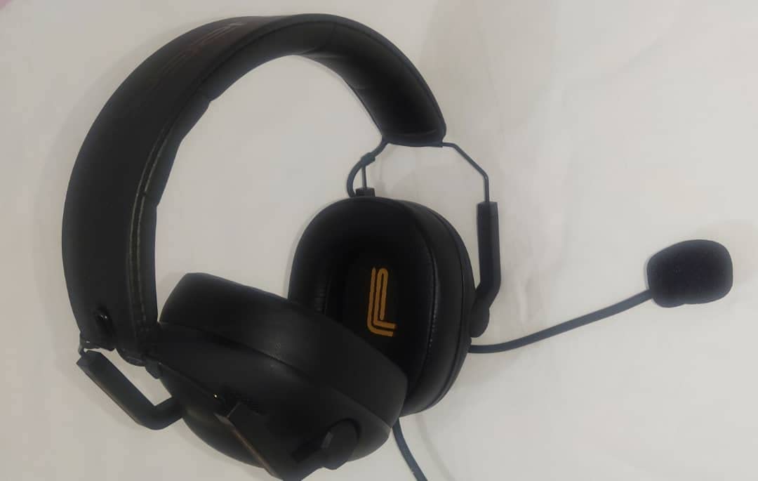 SENZER SG500 Surround Sound Pro Gaming Headset with Noise Cancelling Microphone - Soft Memory Foam Padding - Portable Foldable Headphones for PC, PS4, PS5, Xbox One, Switch - Black - Customer Photo 1