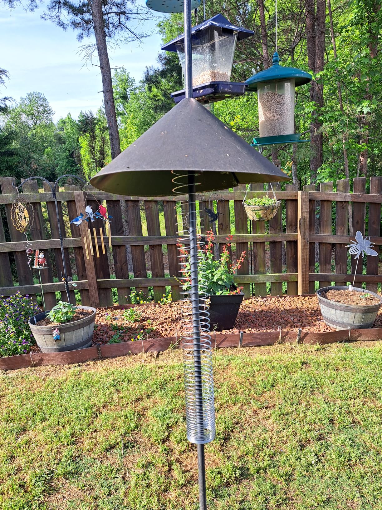 The Original Slinky Walking Spring Toy, 3-Pack Metal Slinky, Fidget Toys, Party Favors and Gifts, Kids Toys for Ages 5 Up, Amazon Exclusive by Just Play Customer Review The Original Slinky Walking Spring Toy, 3-Pack Metal Slinky, Fidget Toys, Party Favors and Gifts, Kids Toys for Ages 5 Up, Amazon Exclusive by Just Play - Customer Photo 1