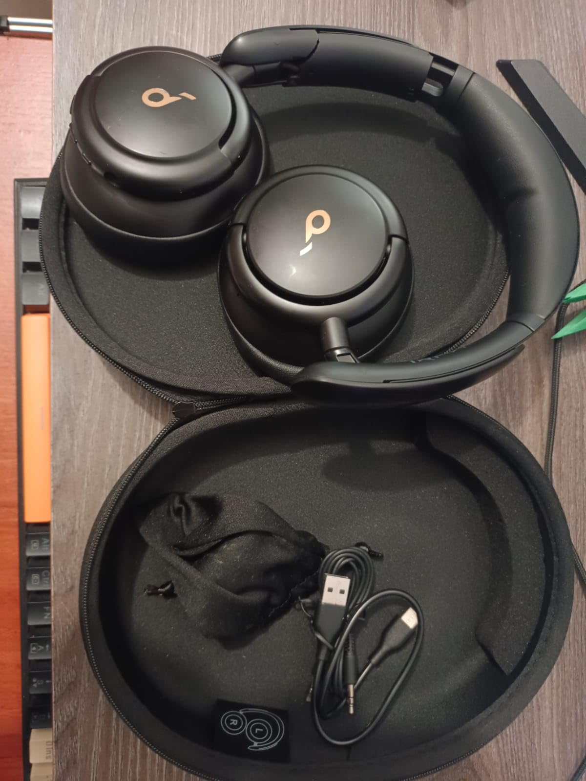 soundcore Life Q30 by Anker, Hybrid Active Noise Cancelling Headphones with Multiple Modes, Hi-Res Sound, Custom EQ via App, 50H Playtime, Comfortable Fit, Bluetooth, Multipoint Connection - Customer Photo 2