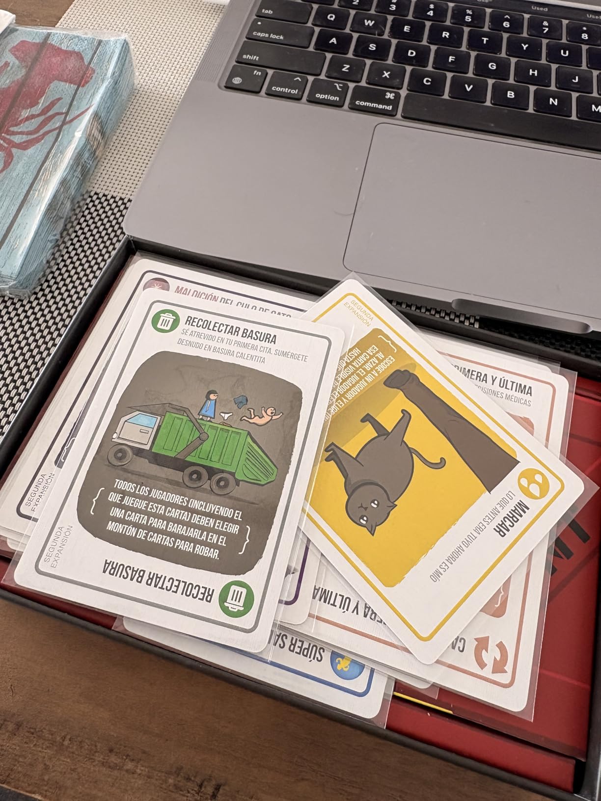 500 Counts Card Sleeves for Trading Cards, Soft Penny Card Sleeves Clear Plastic Card Protectors Fit for Baseball Card, Sports Cards, MTG Game Card Standard Cards - Customer Photo 1