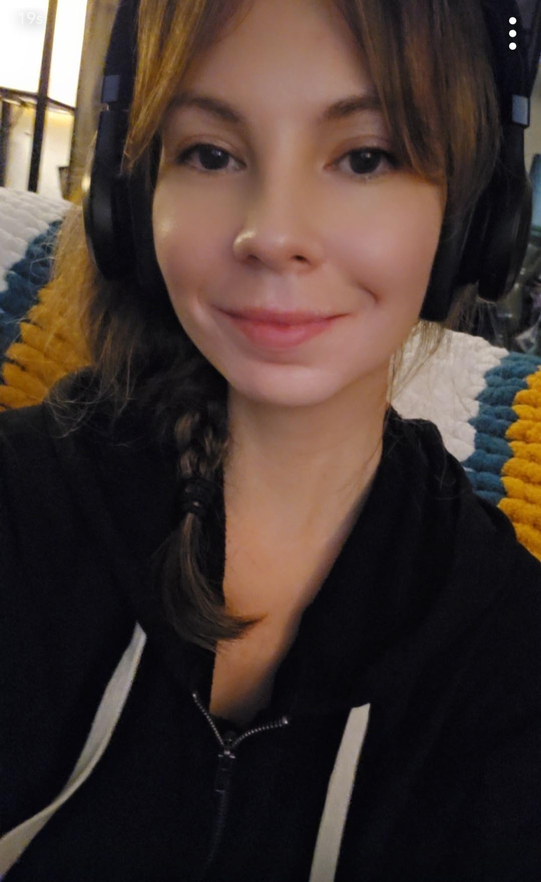 JBL Live 660NC - Wireless Over-ear Noise Cancelling headphones, JBL Signature Sound, Voice Assist, Up to 50Hrs of Battery with Speed Charging, Comfort-fit fabric headband and carrying pouch (Black) - Customer Photo 1