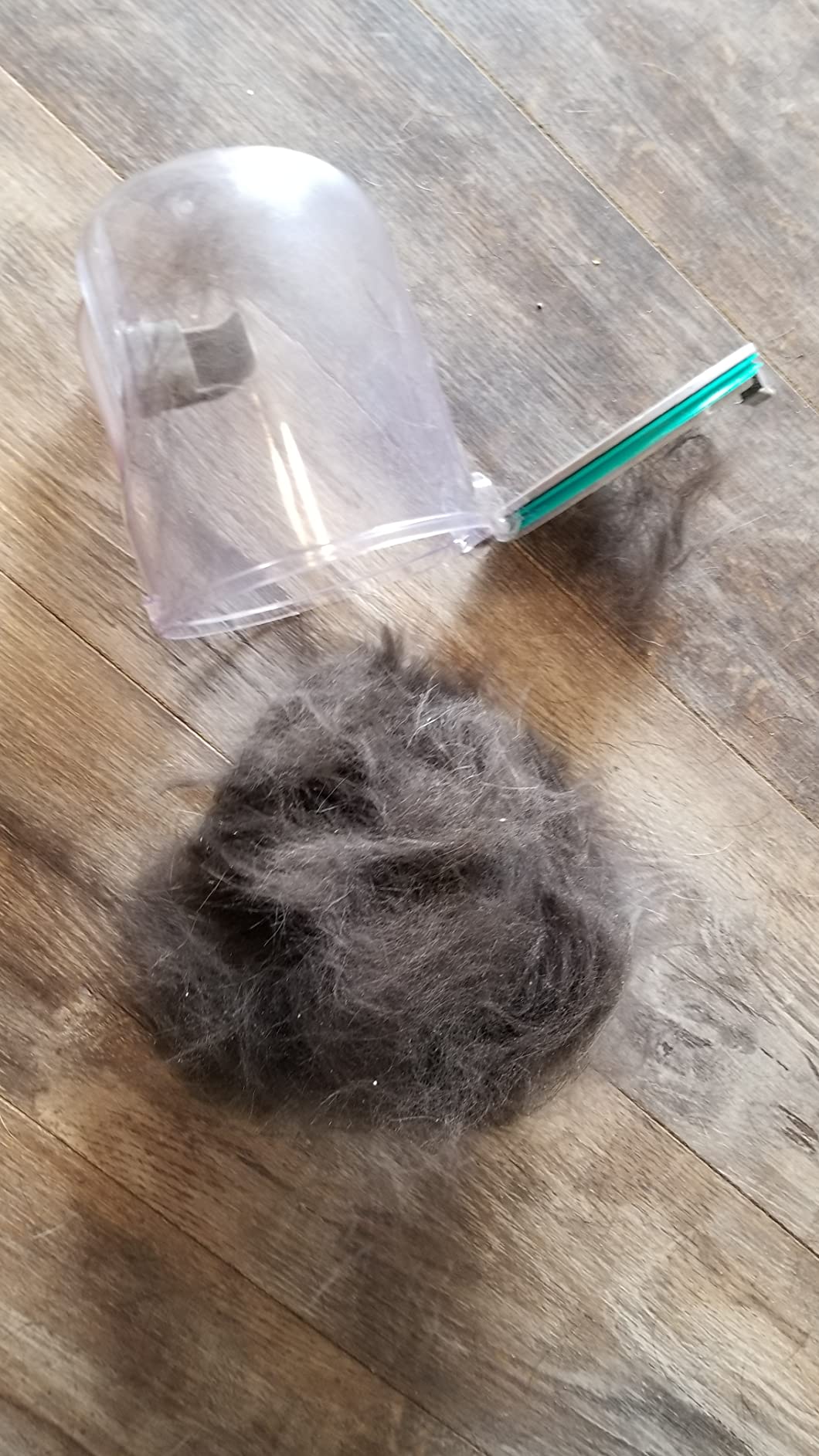 Neakasa P1 Pro Pet Grooming Kit & Vacuum Suction 99% Pet Hair, Professional Clippers with 5 Proven Grooming Tools for Dog and Cat - Customer Photo 2