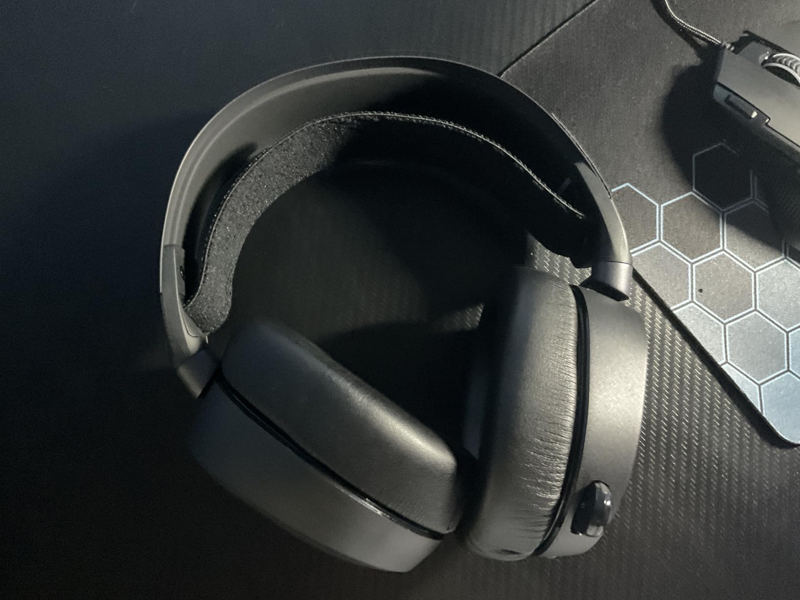 SteelSeries Arctis Prime - Competitive Gaming Headset - High Fidelity Audio Drivers - Multiplatform Compatibility,Black customer photo 1