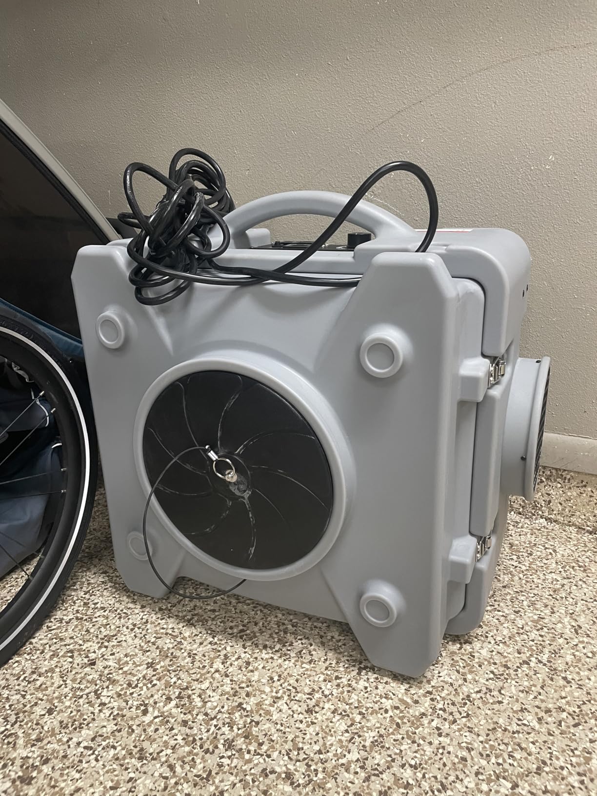 MOUNTO HEPA500 Commercial 500cfm Air Purifier Hepa Air Scrubber Negative Air Machine Roto-Molded (Grey) customer photo 1