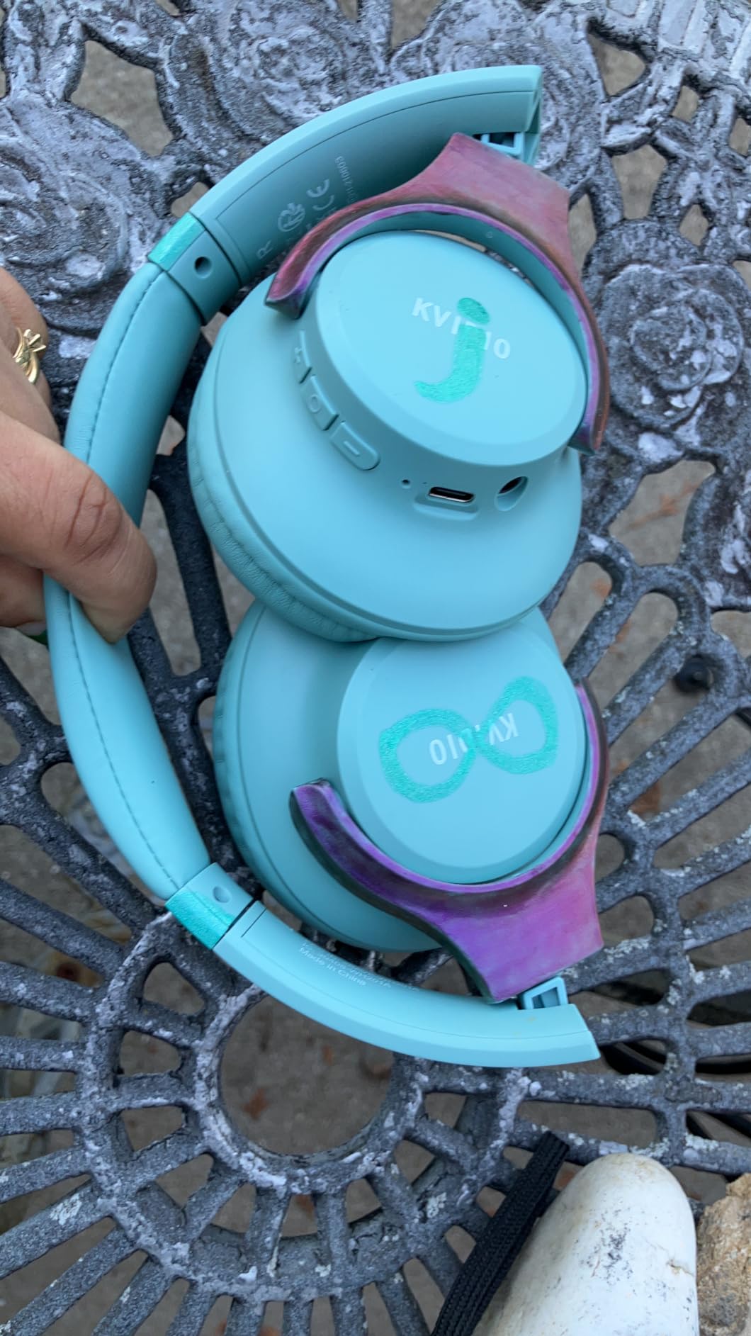 KVIDIO Bluetooth Headphones Over Ear, 65 Hours Playtime Wireless Headphones with Microphone, Foldable Lightweight Headset with Deep Bass, HiFi Stereo Sound Low Latency for Travel Work Cellphone Customer Review KVIDIO Bluetooth Headphones Over Ear, 65 Hours Playtime Wireless Headphones with Microphone, Foldable Lightweight Headset with Deep Bass, HiFi Stereo Sound Low Latency for Travel Work Cellphone - Customer Photo 1