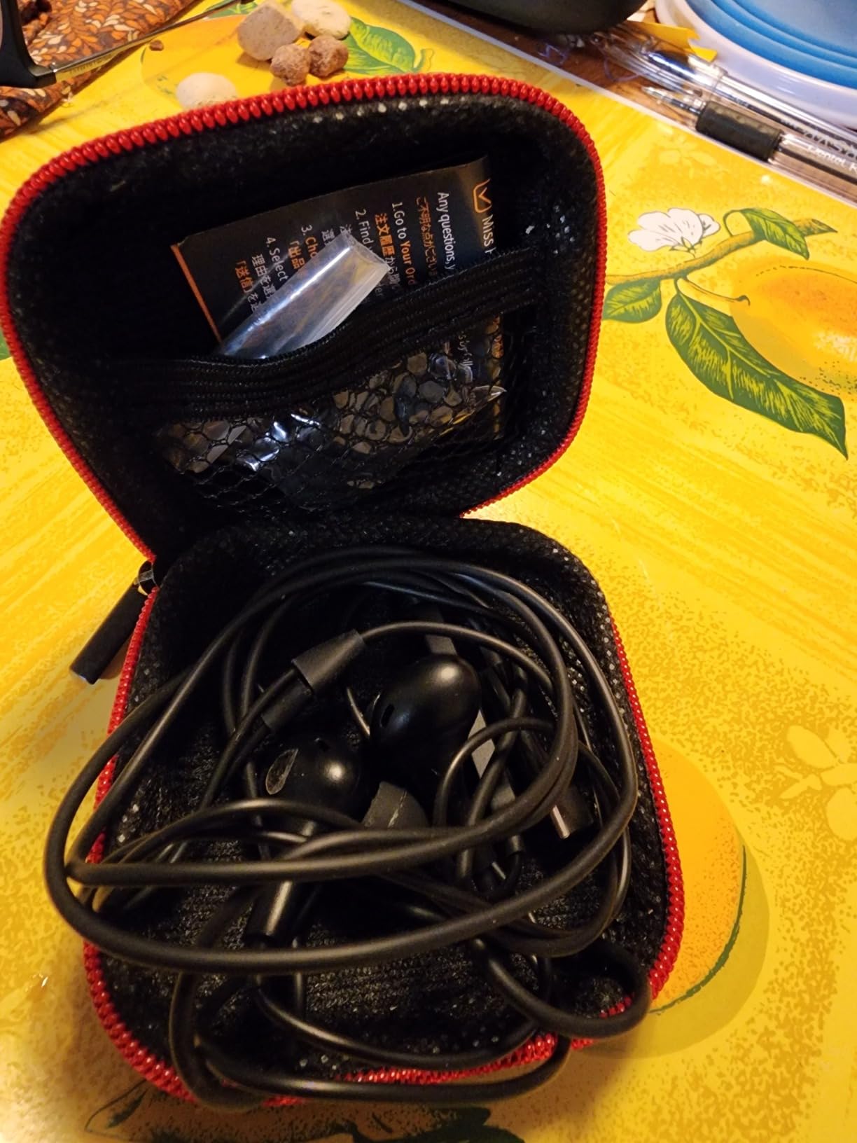 USB C Headphone for Samsung S25 FE S24 A16 A17 Wired Earbuds Magnetic in-Ear Type C Earphone with Microphone Volume Control Bass Stereo Noise Canceling for iPhone 17 Pro Max Air 16 16e 15 Pixel 10 9a - Customer Photo 5