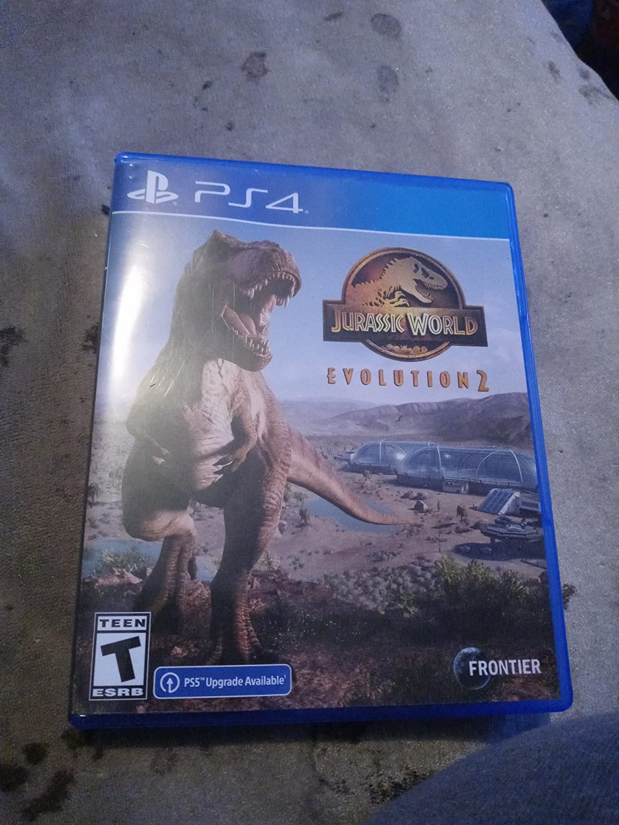 Jurassic World Evolution 2 - PlayStation 4 - Customer Photo 3
